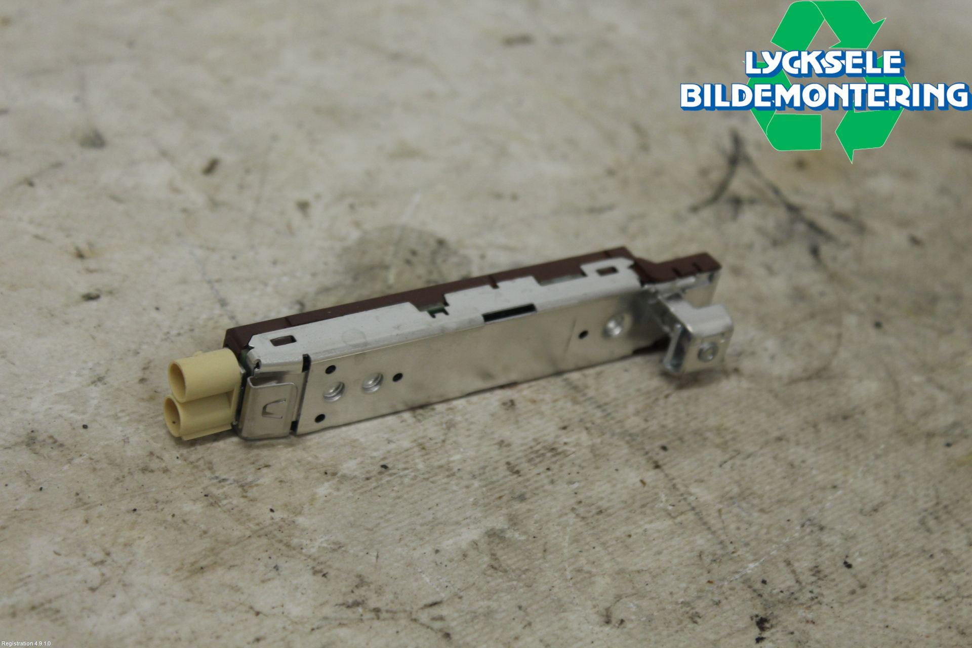 Audi Q3 F3 19- Antennförstärkare