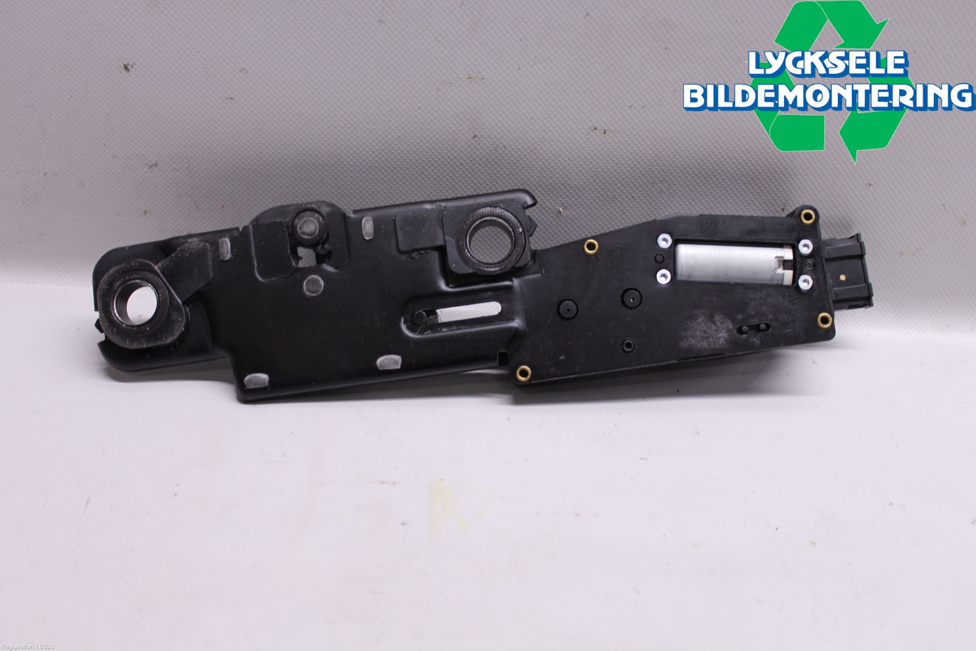 Audi A6 ALLROAD 12-18 Lås-Bakluckelås