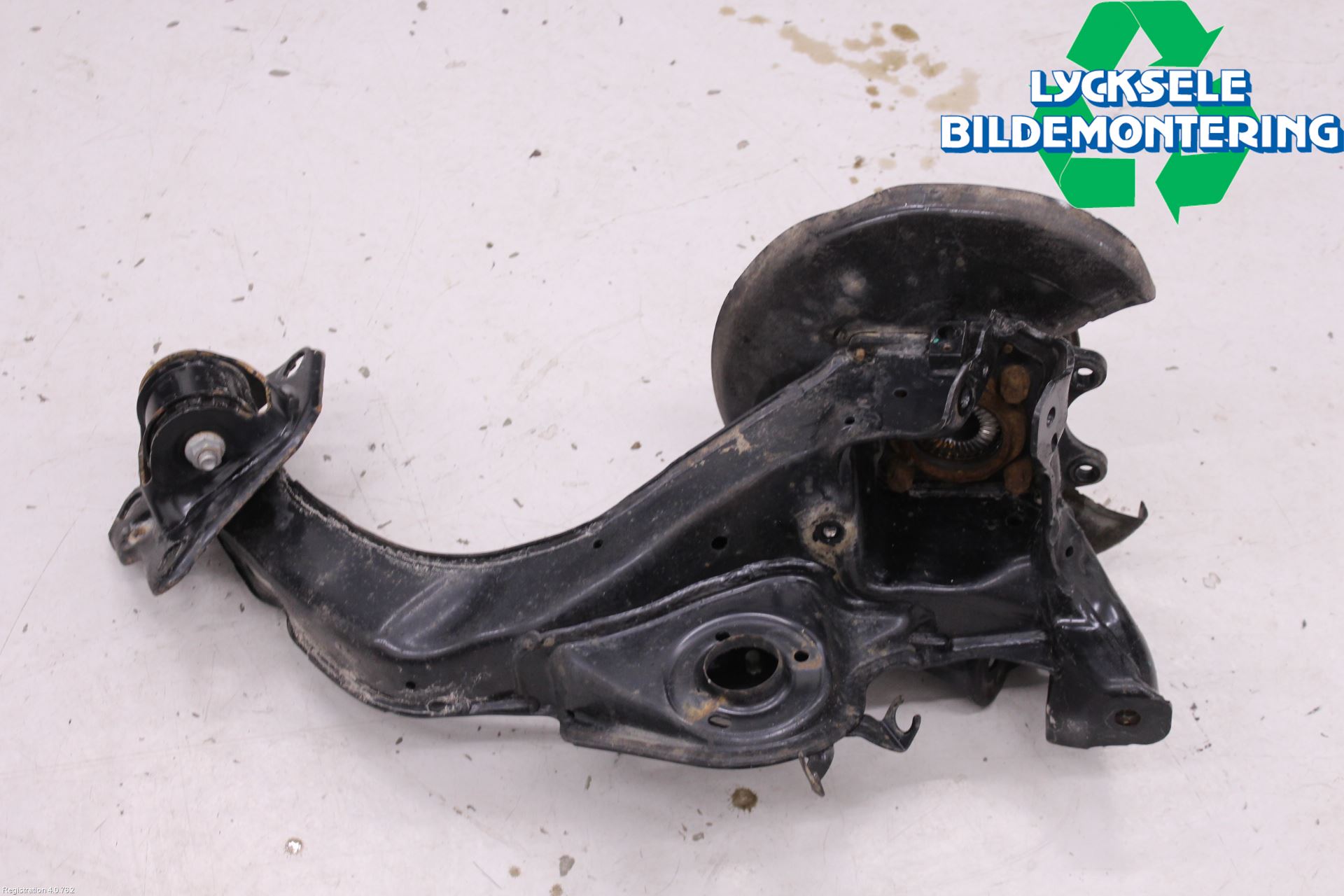 BMW 2 F45 Active Tourer 14-21 Hjullagerhus-Spindel Hö B