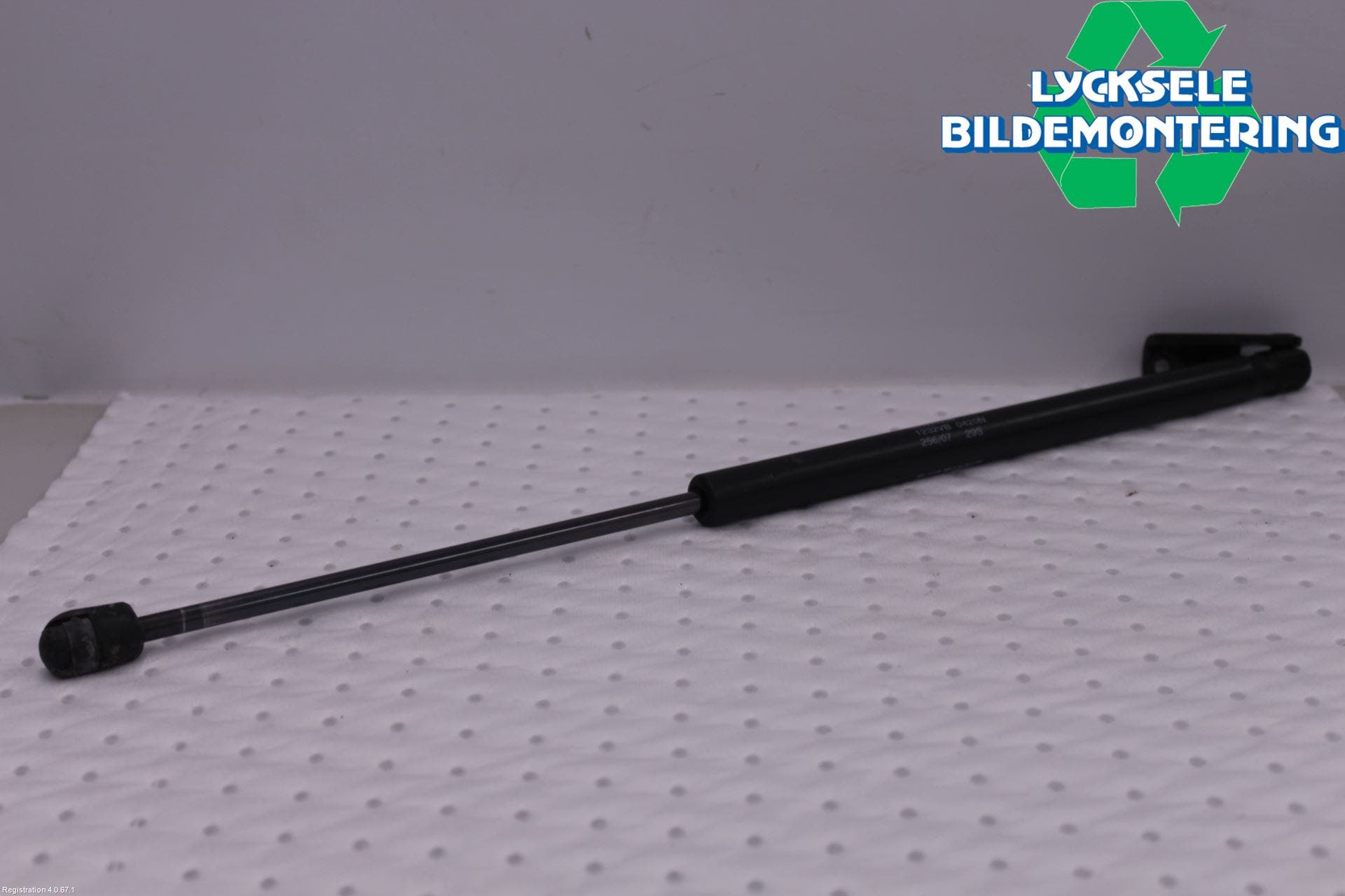 Mitsubishi OUTLANDER 07-12 Gasfjäder Baklucka