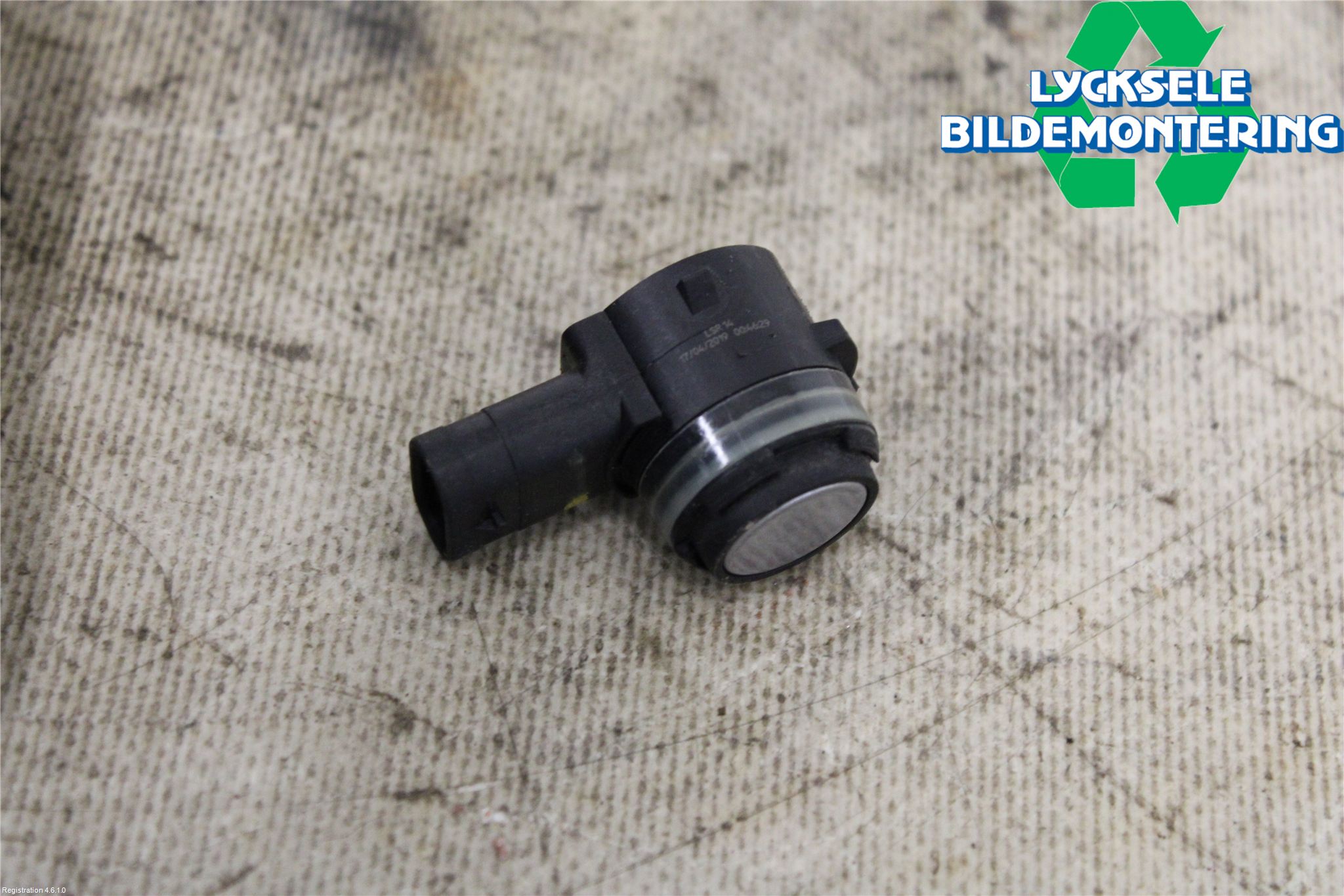 Audi A6 F2/C8 19- Parkeringshjälp Backsensor