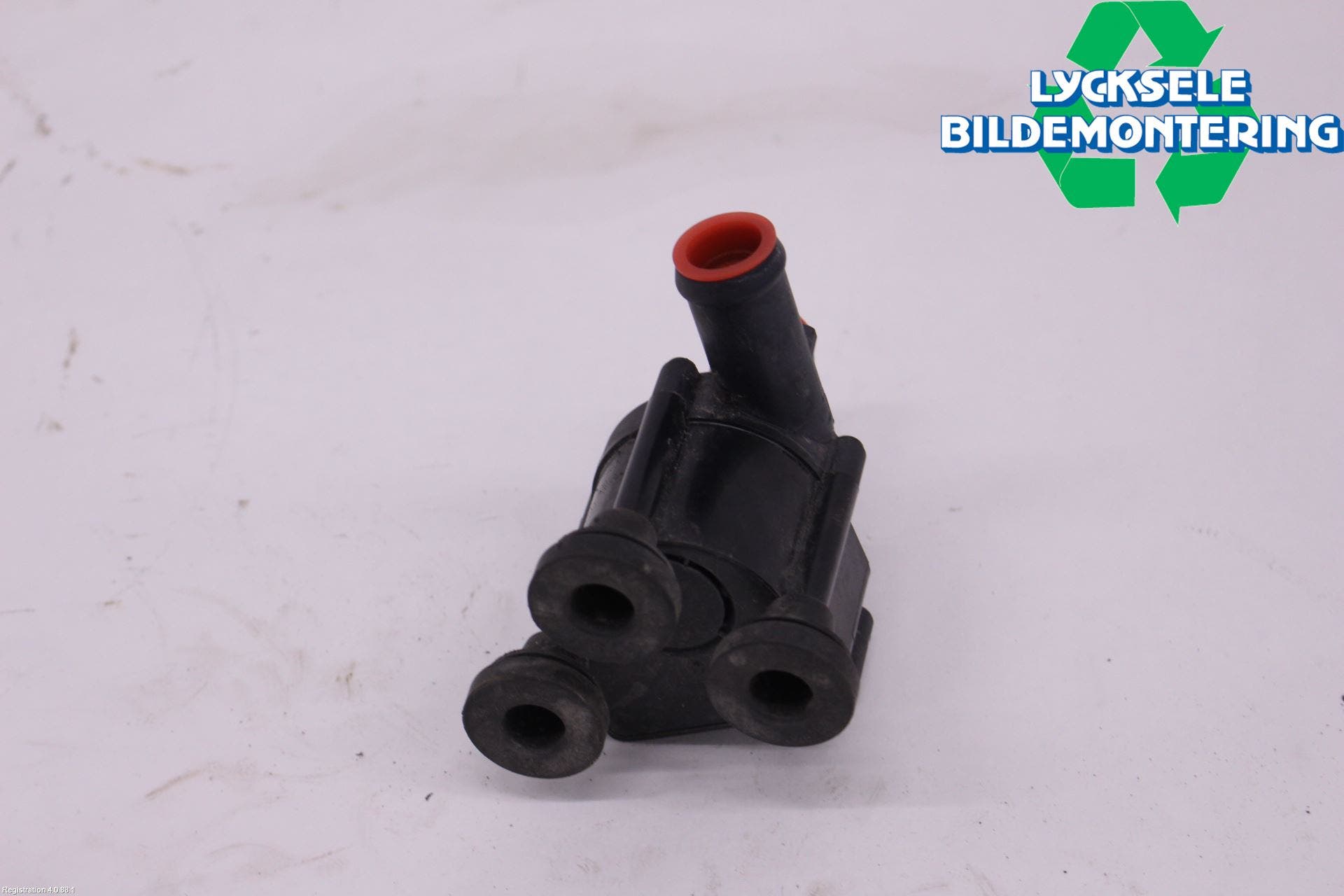 Audi A6 F2/C8 19- Vattenpump