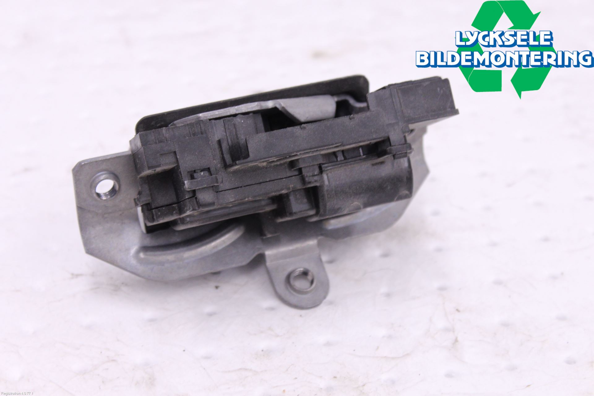 Ford FOCUS 19- Låskista Baklucka