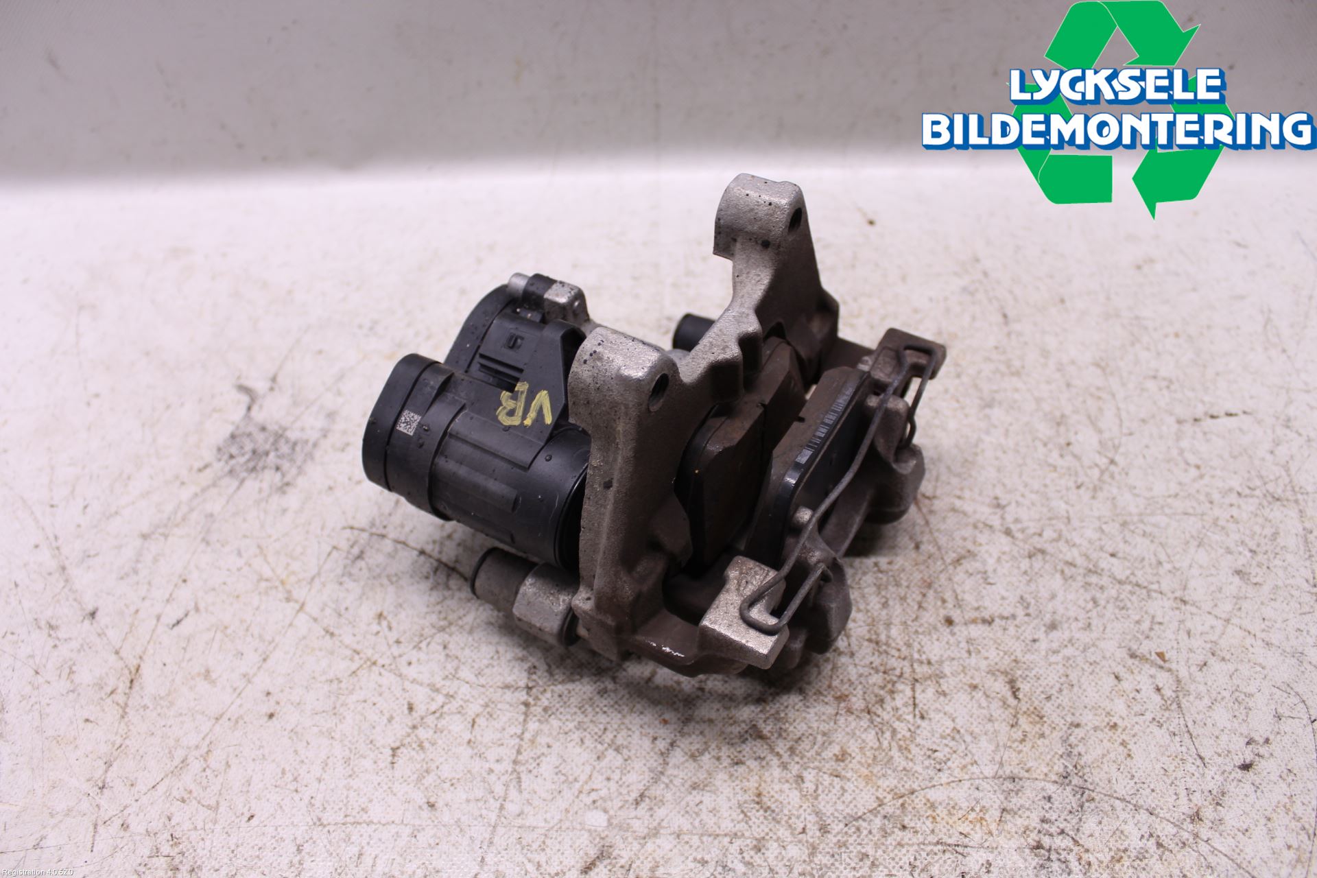 Volkswagen VW PASSAT 15-19 Bromsok Bak Vänster