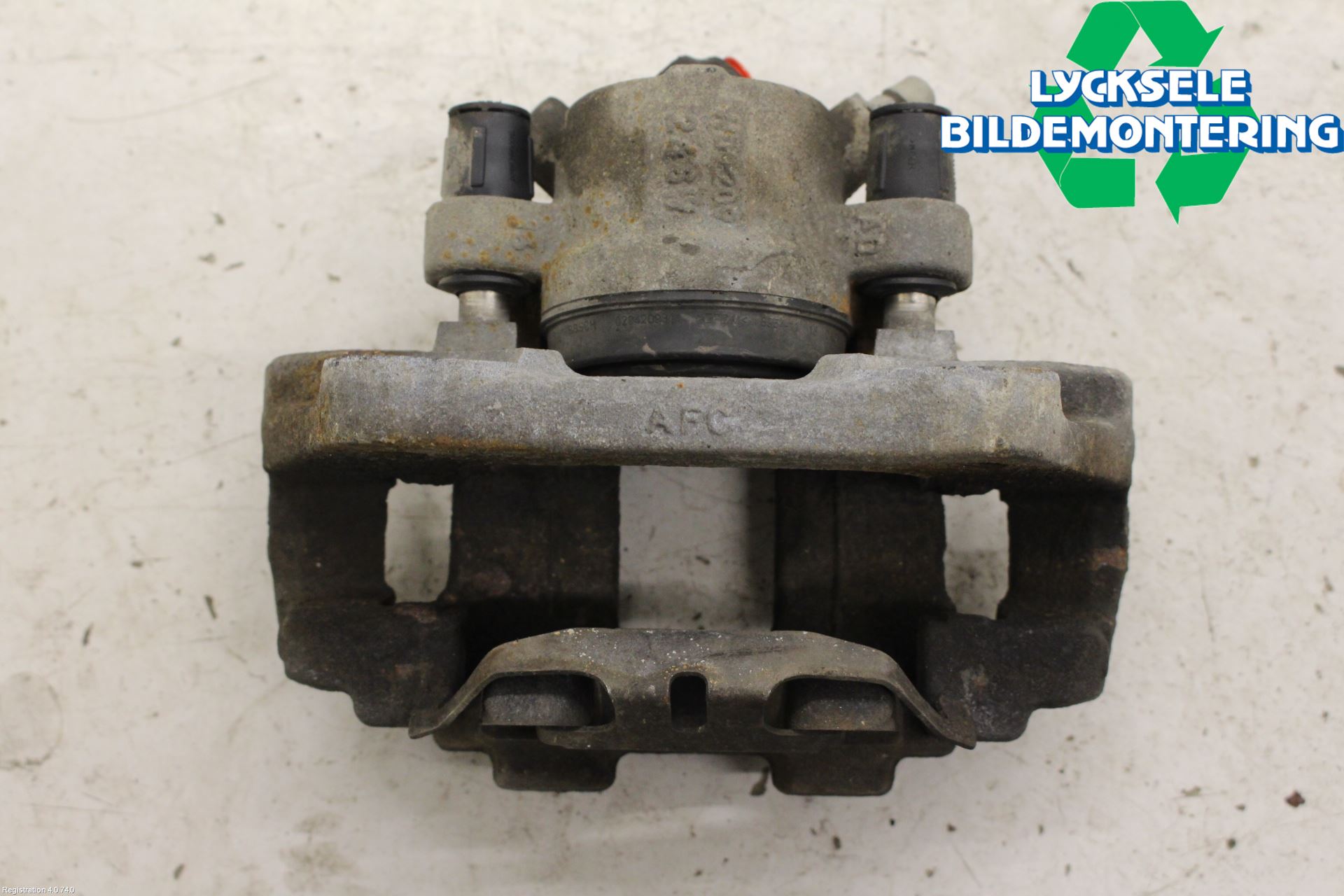 BMW 3 F30/F31/F80 12-19 Bromsok Fram Vänster