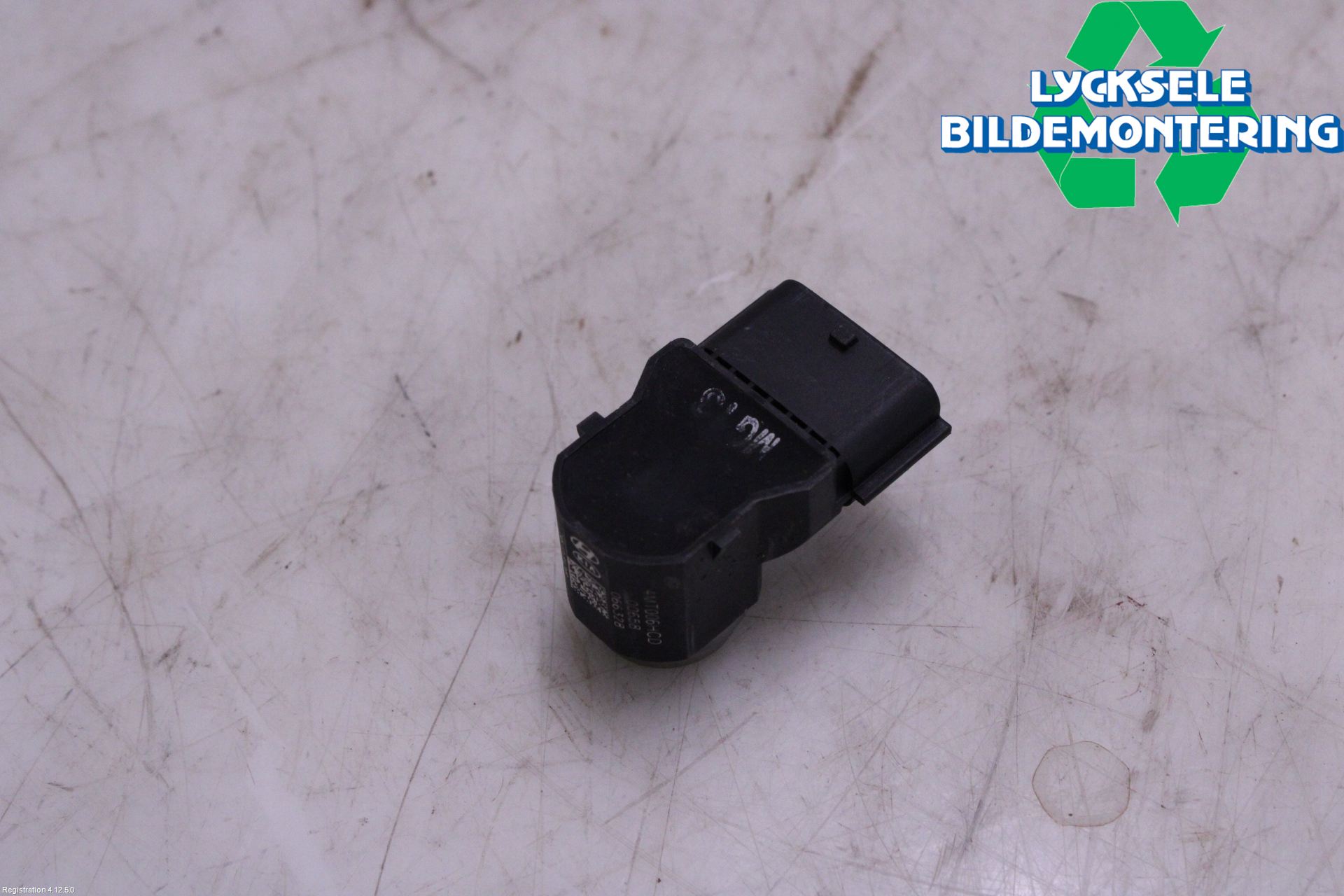 Hyundai i40 08-15 Parkeringshjälp Frontsensor
