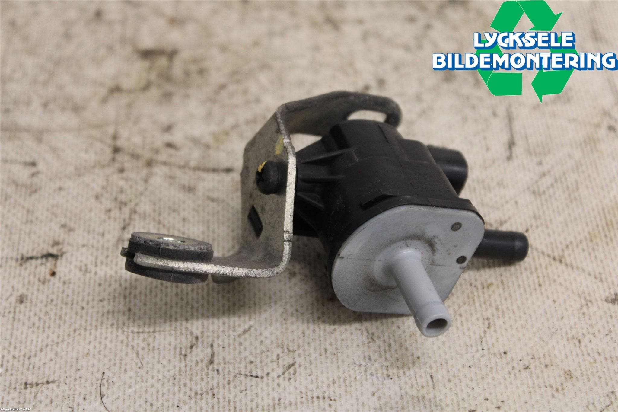 Toyota RAV4 13-18 Vakuumventil