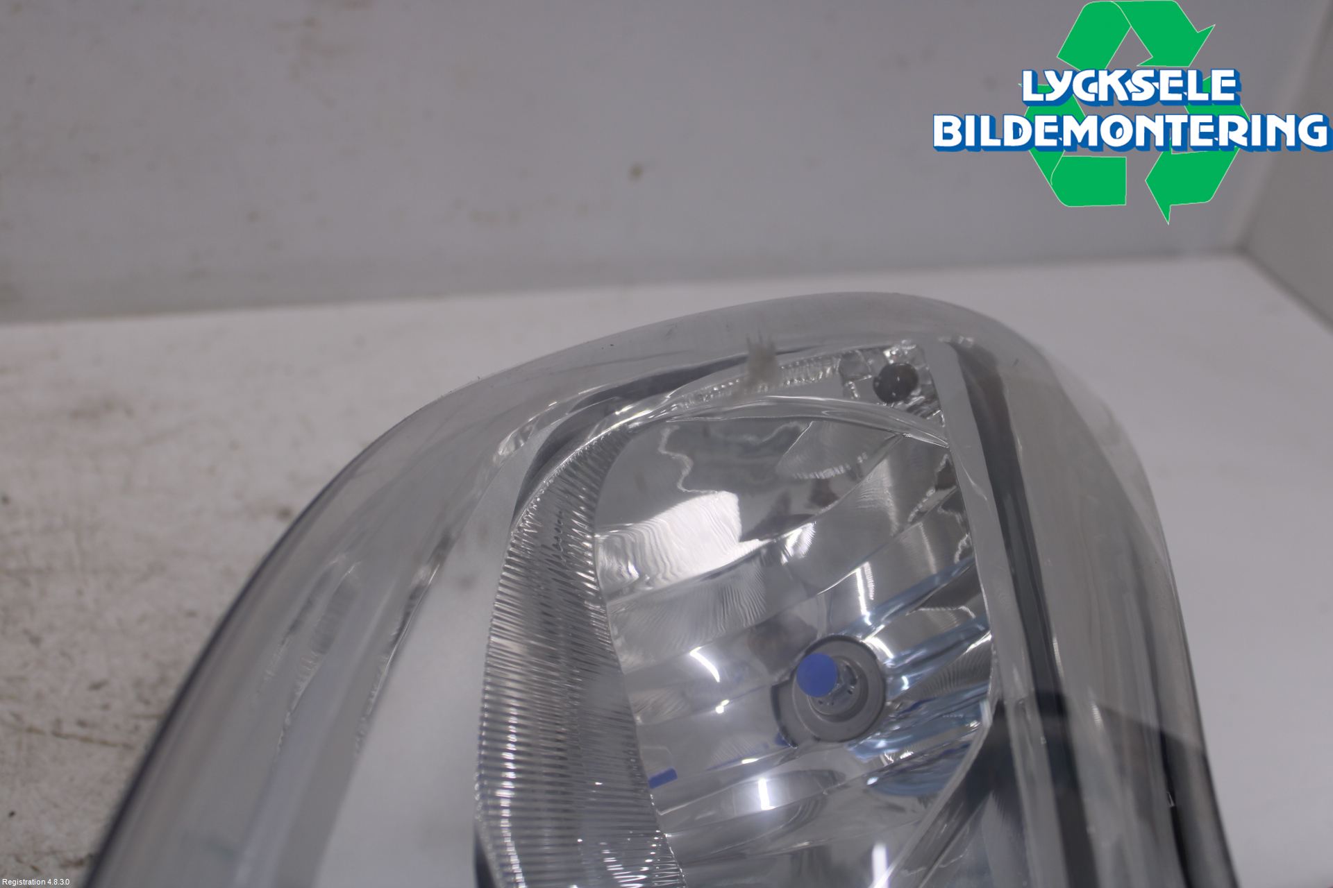 Ford FOCUS 11-14 Strålkastare Höger