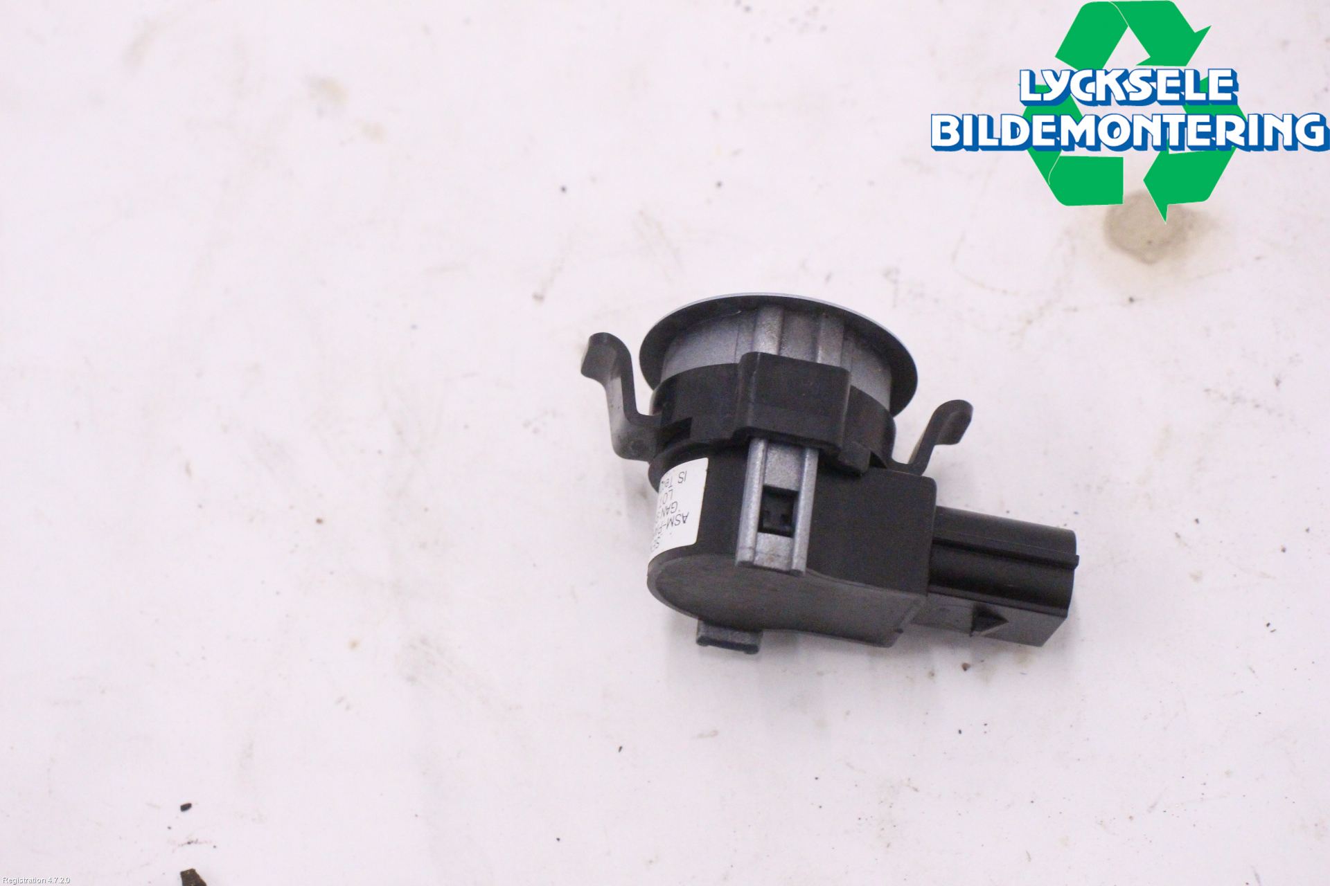 Chevrolet CAPTIVA Parkeringshjälp Frontsensor