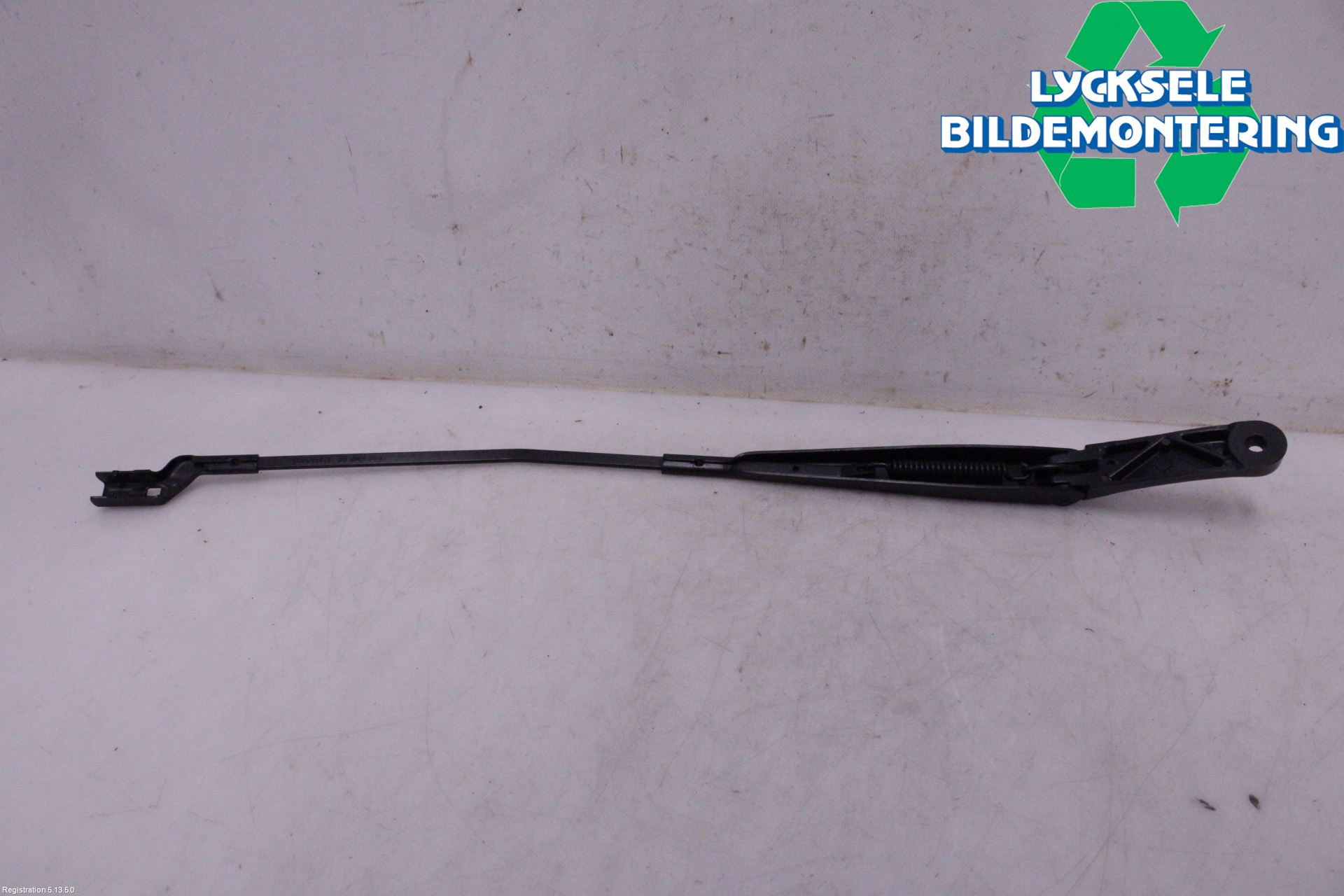 Volkswagen VW PASSAT 24- Torkararm Armar Vindruta