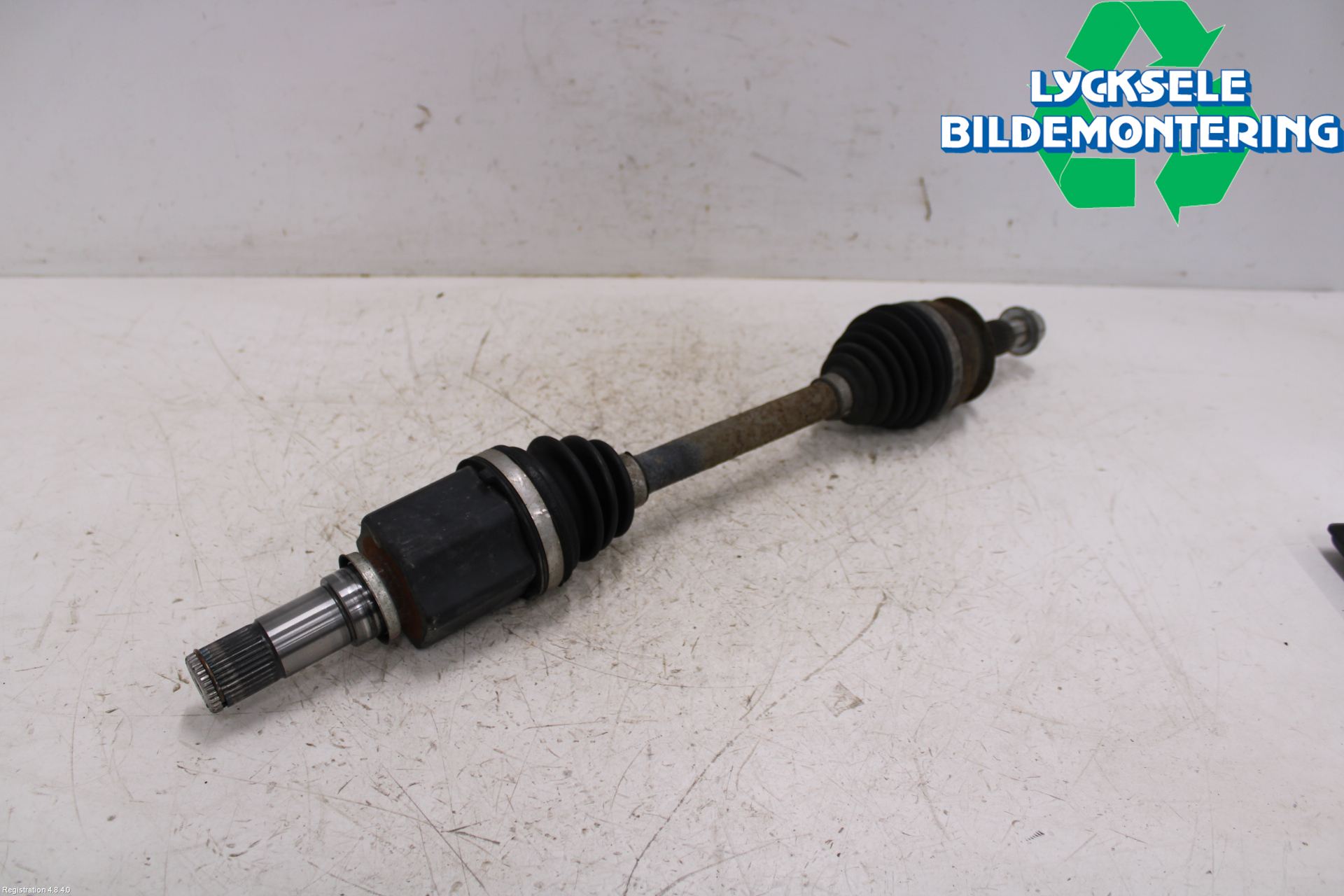 Mazda CX-3 Drivaxel Fram Vänster