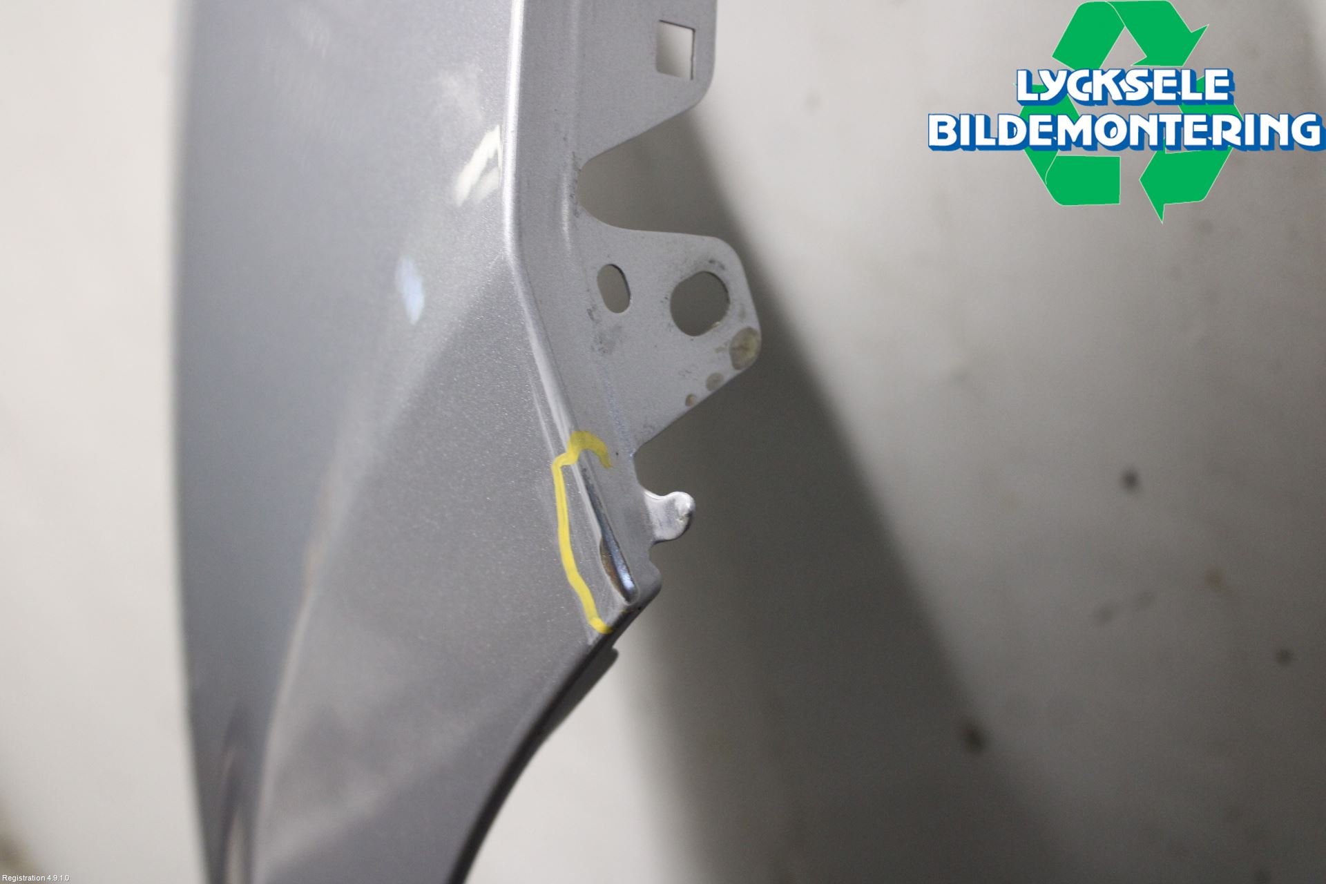 Audi Q5 09-16 Skärm Fram Höger