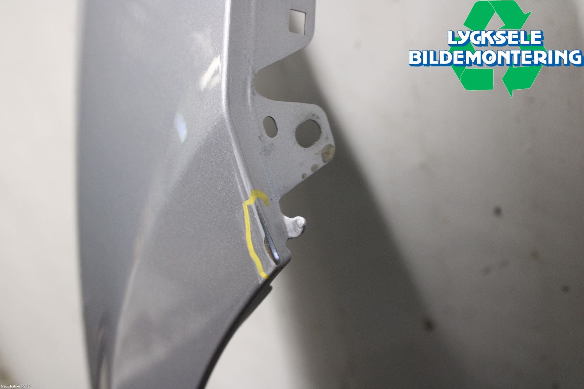 Audi Q5 09-16 Skärm Fram Höger