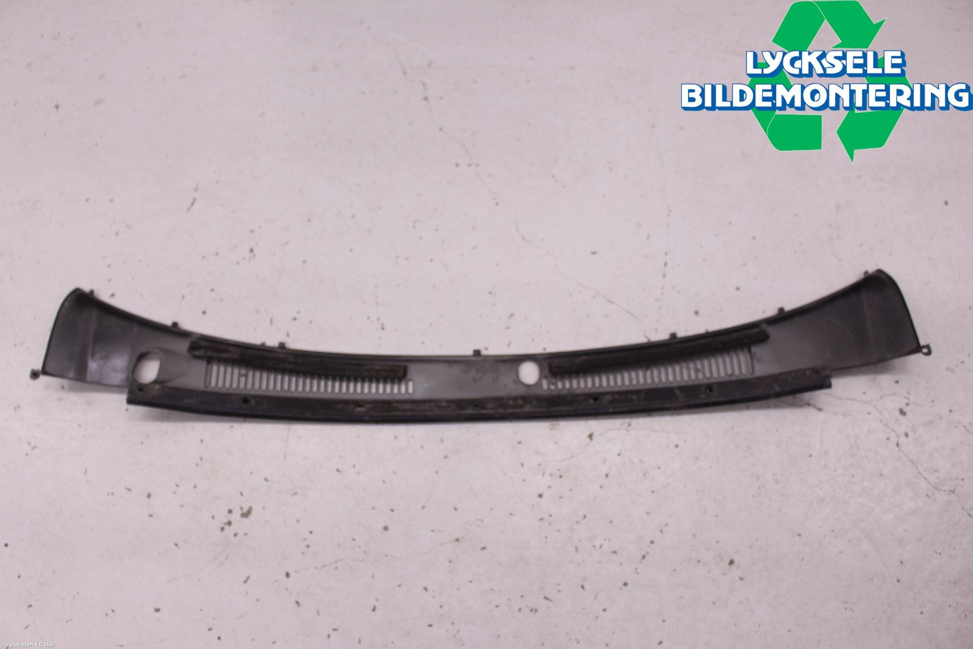 Nissan PATROL Huv Luftintag