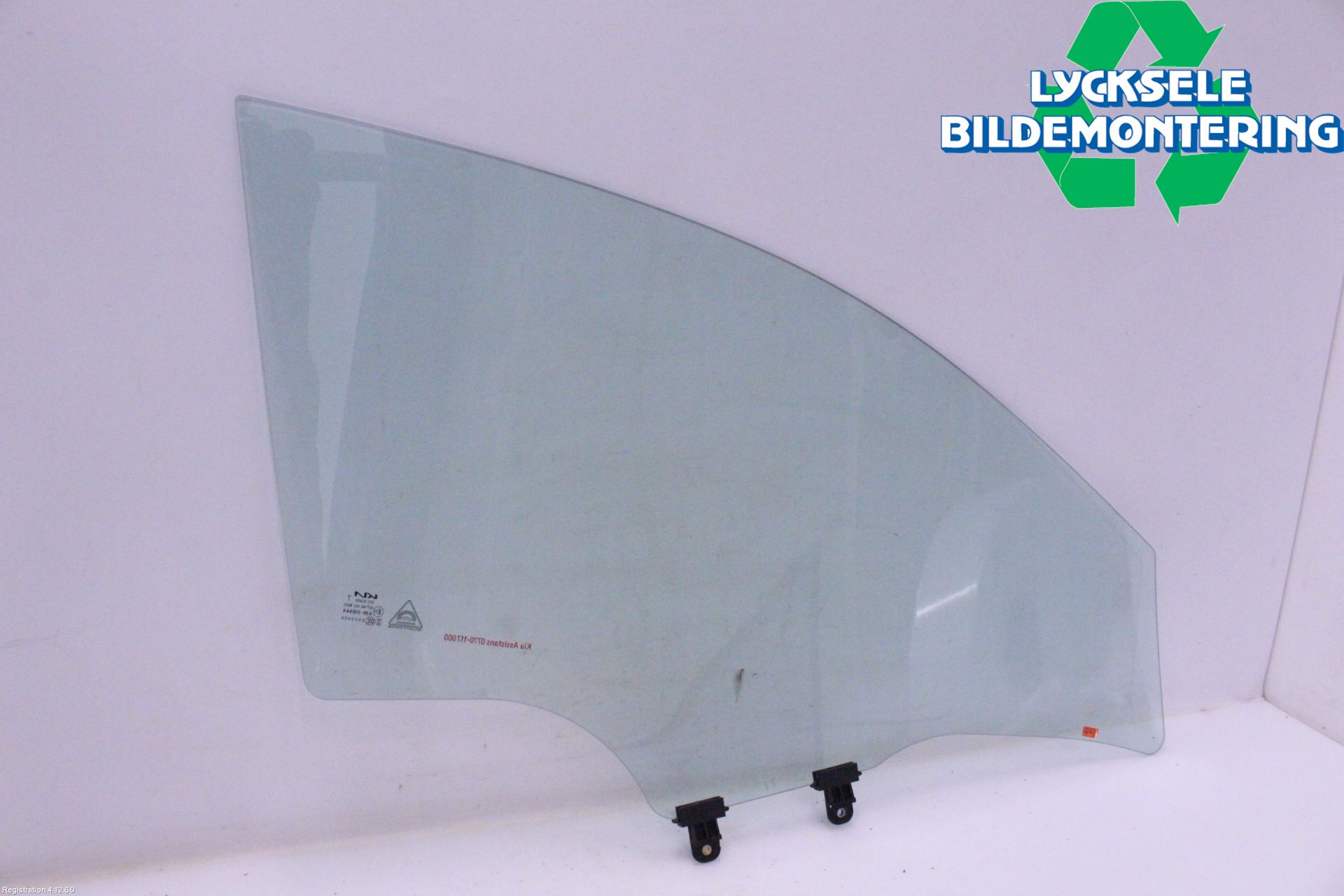 Kia STONIC 18->> Dörruta Fram Vänster