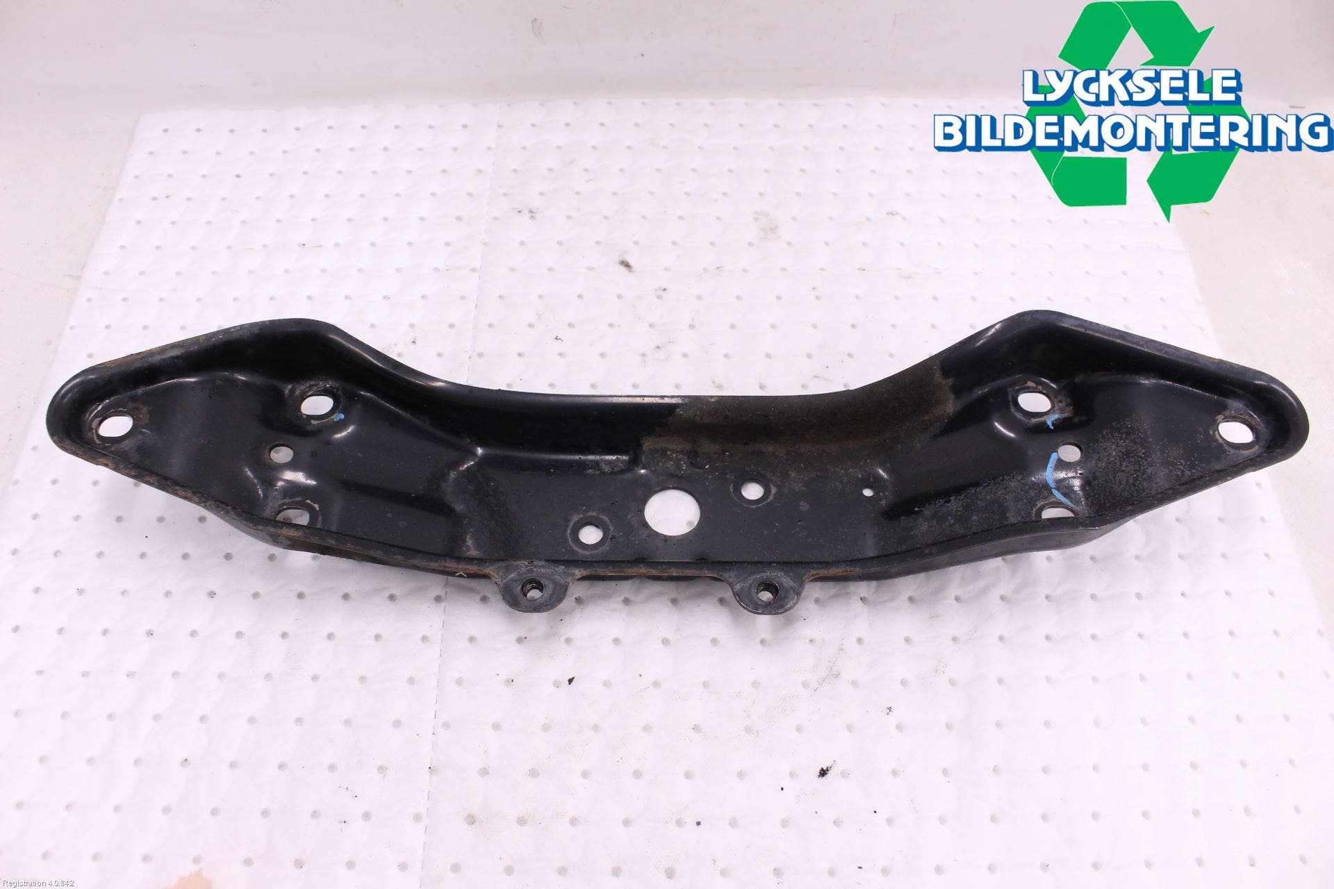 Subaru OUTBACK 10-15 Växellådsbalk