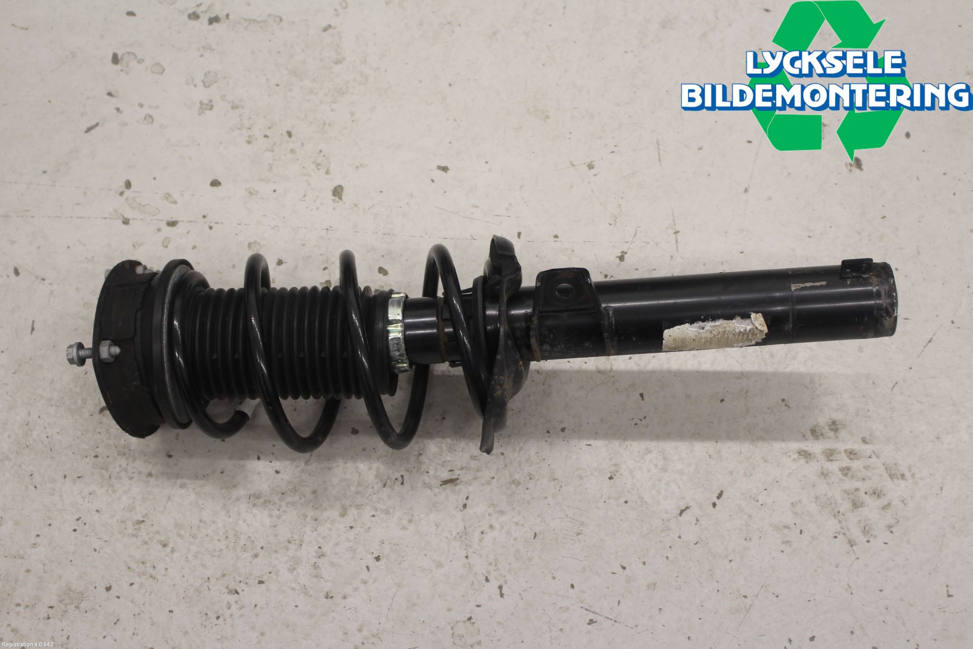 Audi A3/S3 8Y 21- Fjäderben Fram Vänster