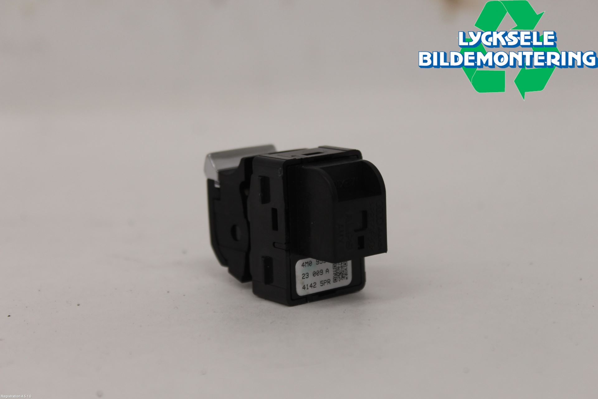 Audi A4/S4 B9 20- Strömställare Elhiss