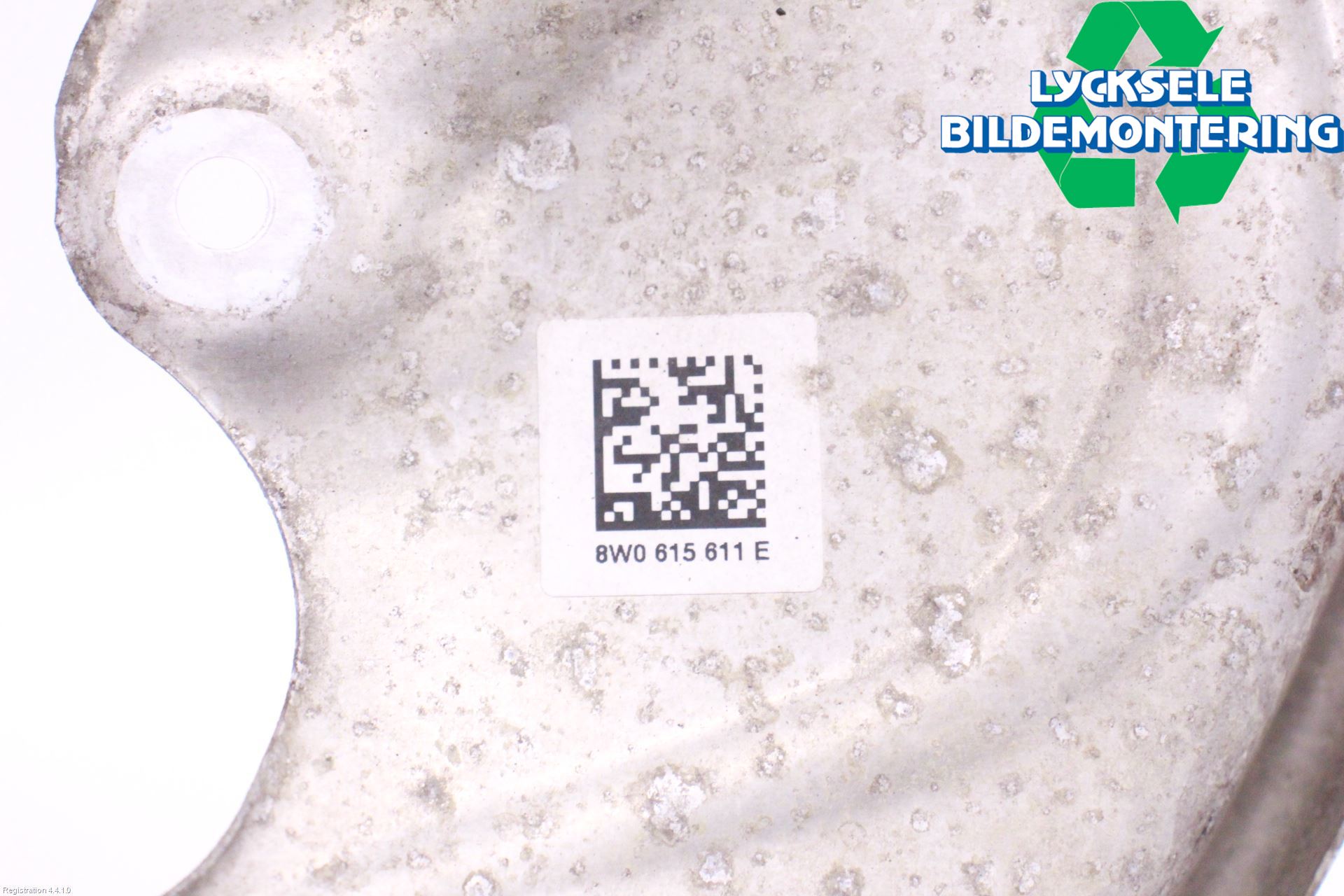 Audi A4/S4 B9 20- Bromssköld Bak