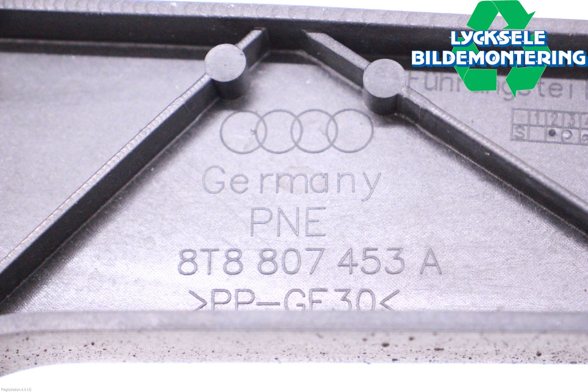 Audi A5 07-16 Stötfångarfäste Bak Vä