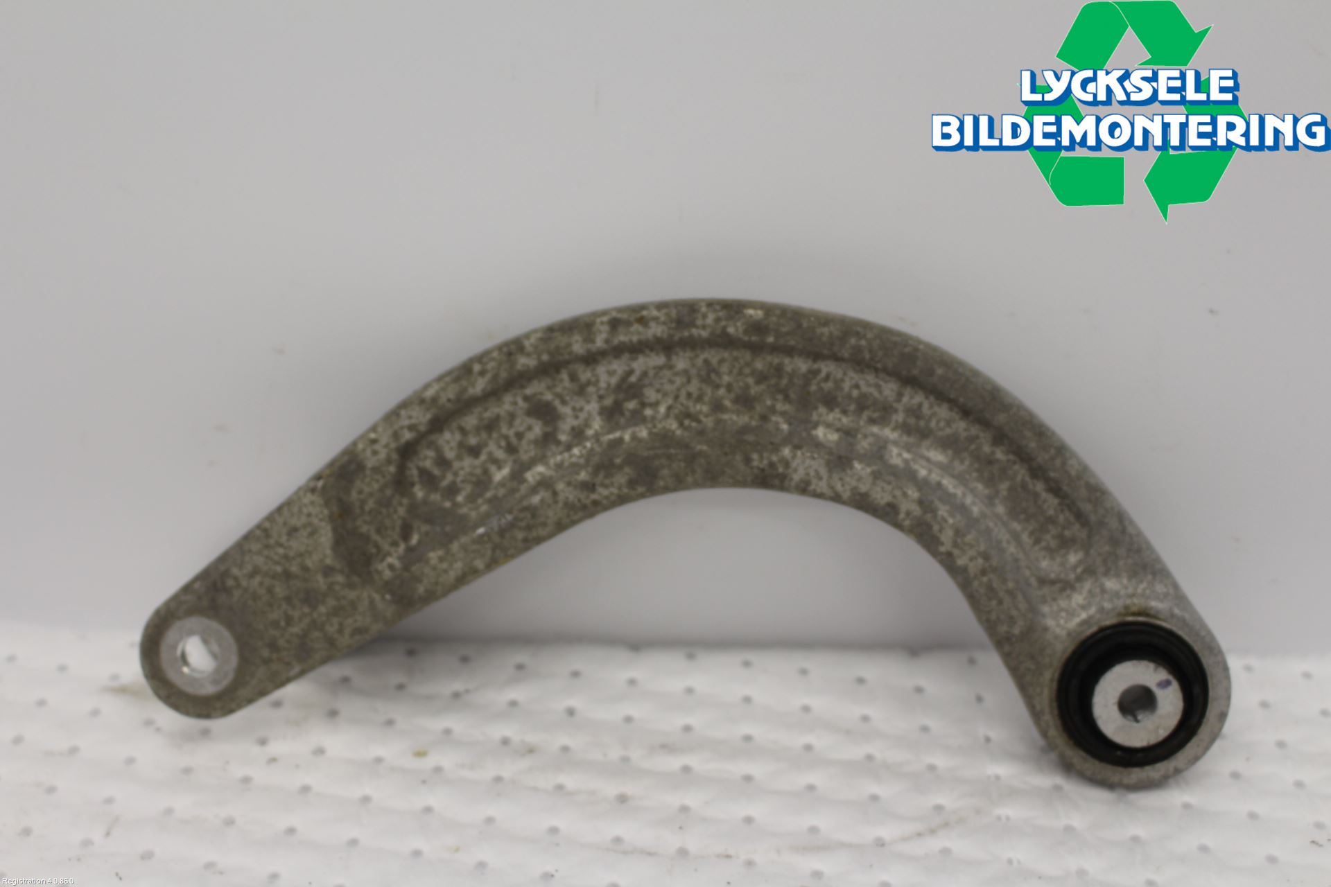 Volkswagen VW ID.4 21- Bärarm Bak Höger