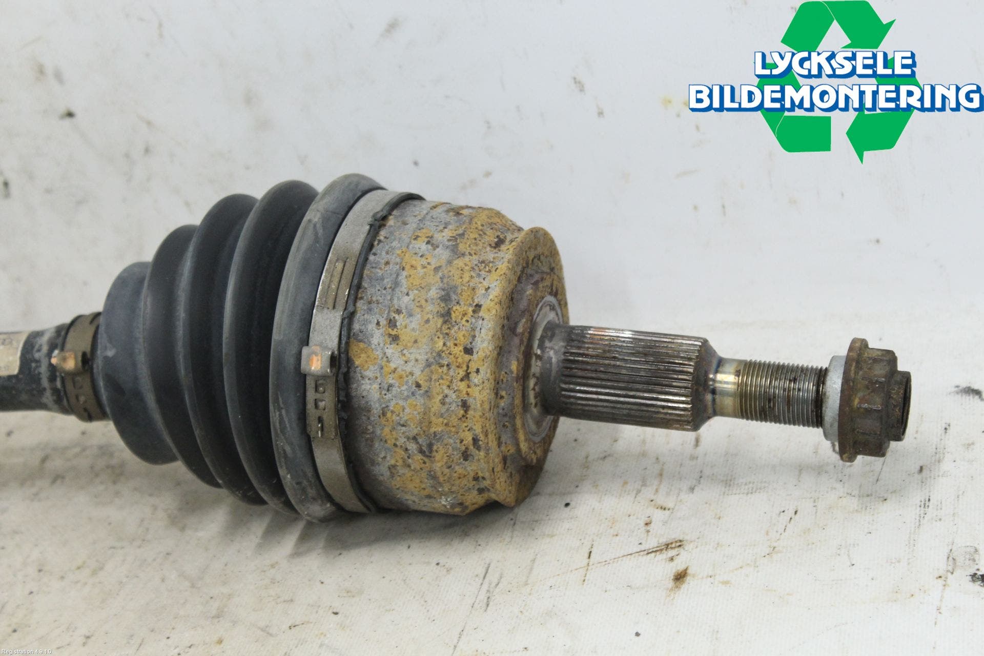 Volkswagen VW TRANSP/CARAVELLE (T6) 16-22 Drivaxel Fram Vänster