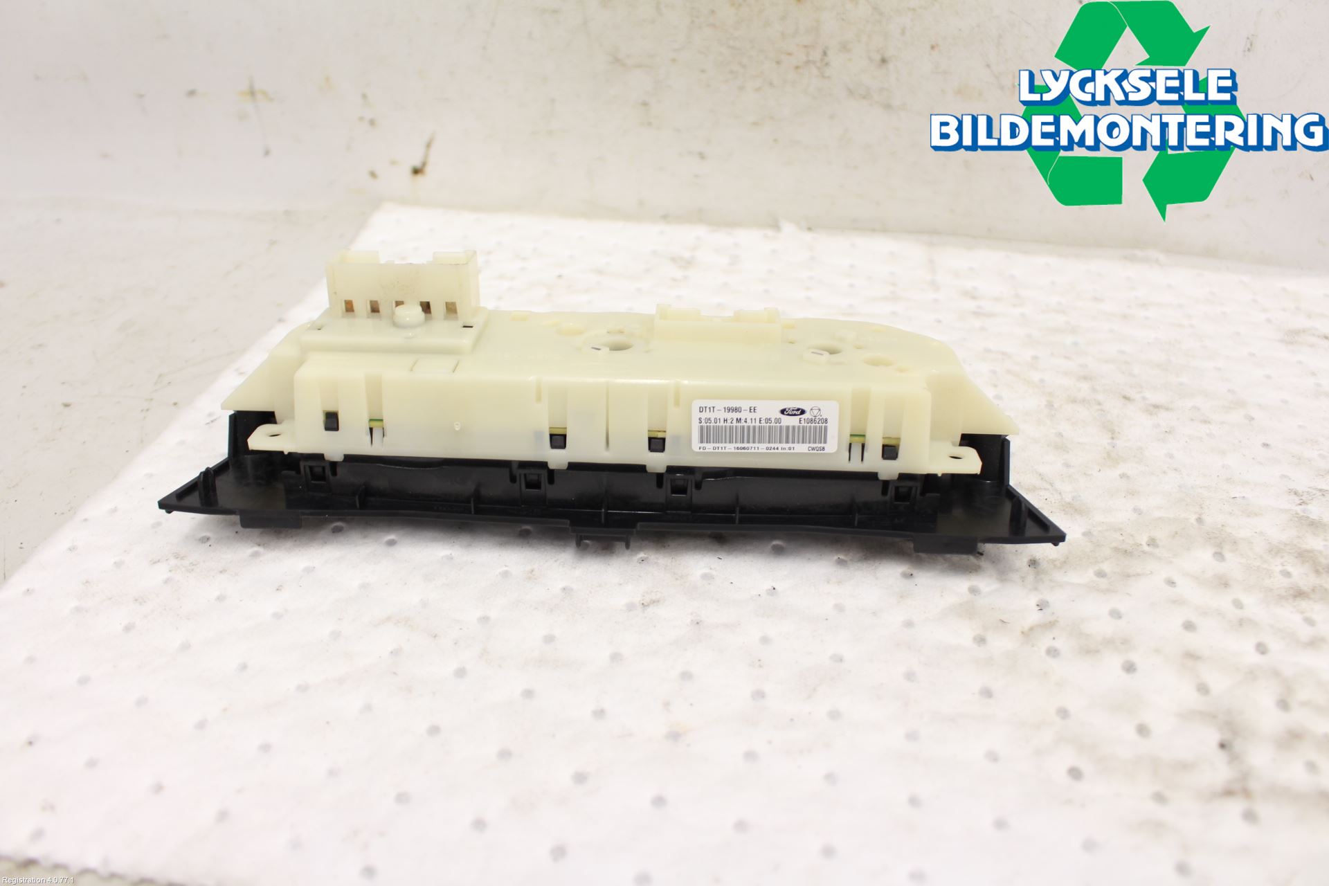 Ford TRANSIT/TOURNEO CONNECT 13-22 Strömställare Ac