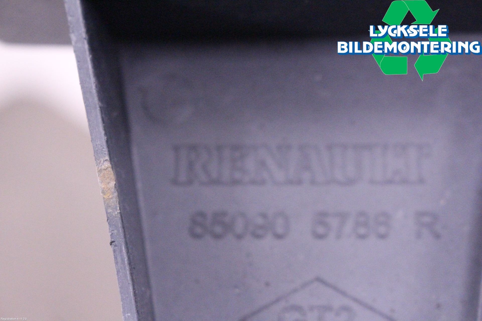 Dacia DUSTER 18-24 Stötfångare Deformelement Bak