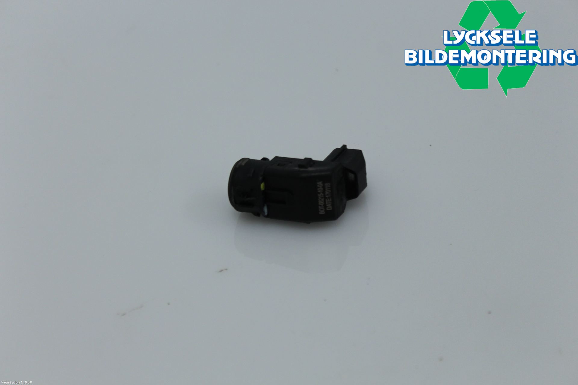 Suzuki VITARA 15- Parkeringshjälp Frontsensor