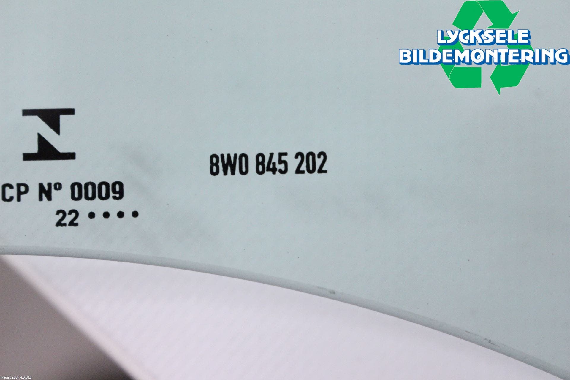 Audi A4/S4 B9 20- Dörruta Fram Höger