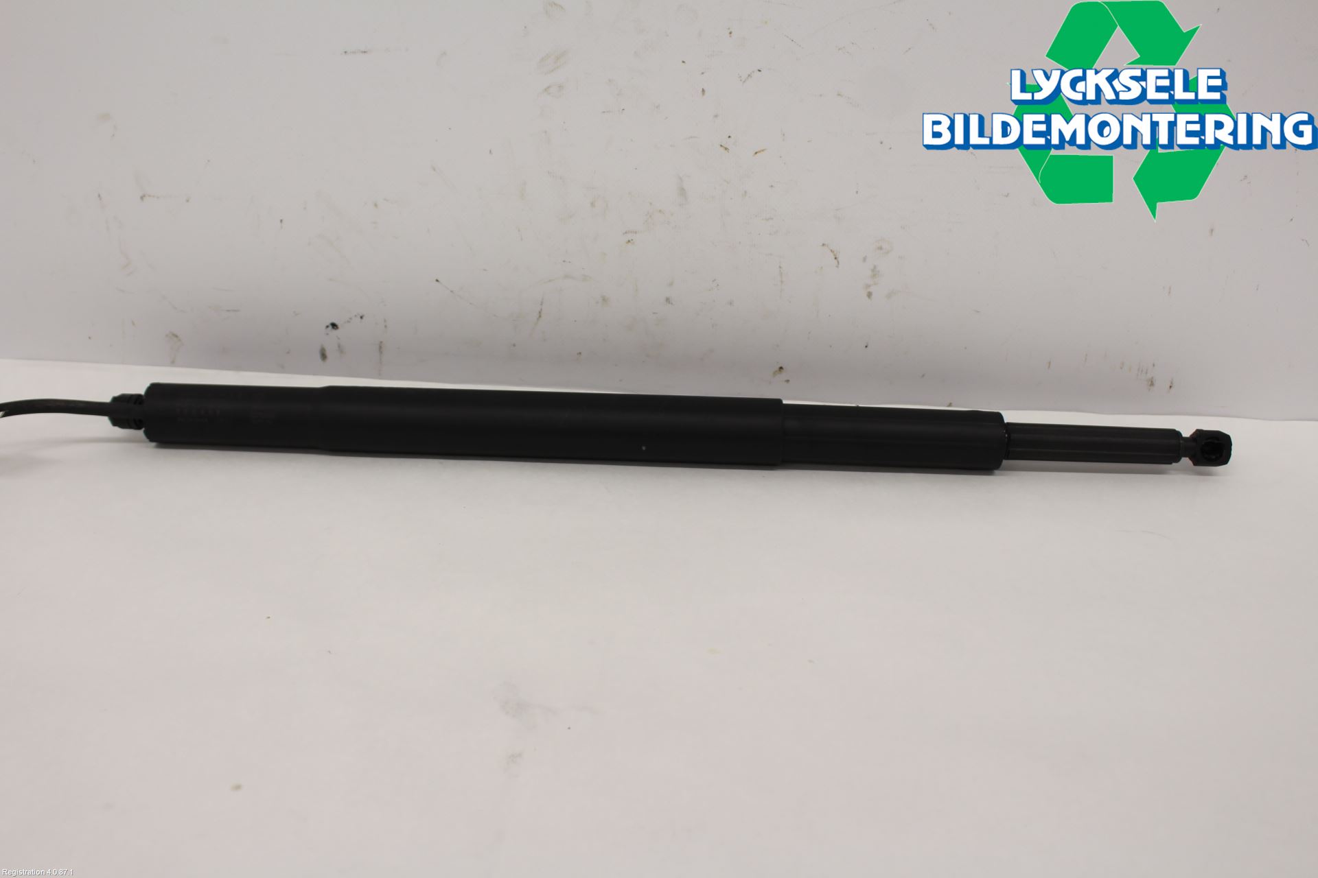 BMW 3 G20/G21/G80/G81 19- Bakluckeöppnare Automatisk