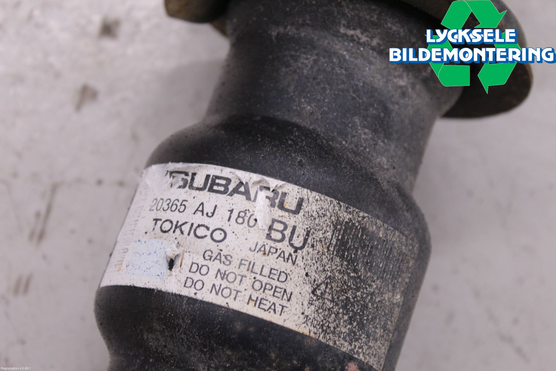 Subaru OUTBACK 10-15 Fjäderben Bak Vänster