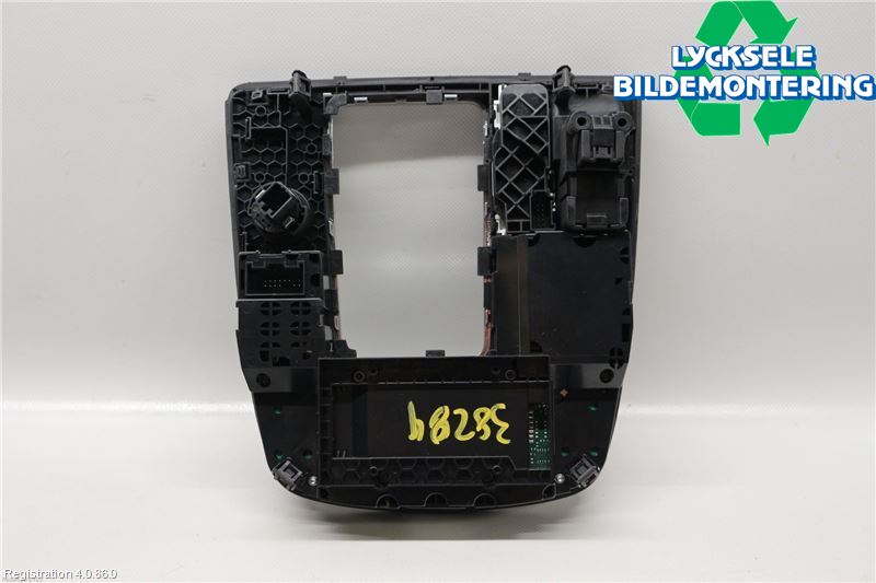 Audi A6 ALLROAD 12-18 Strömställare Multifunktion