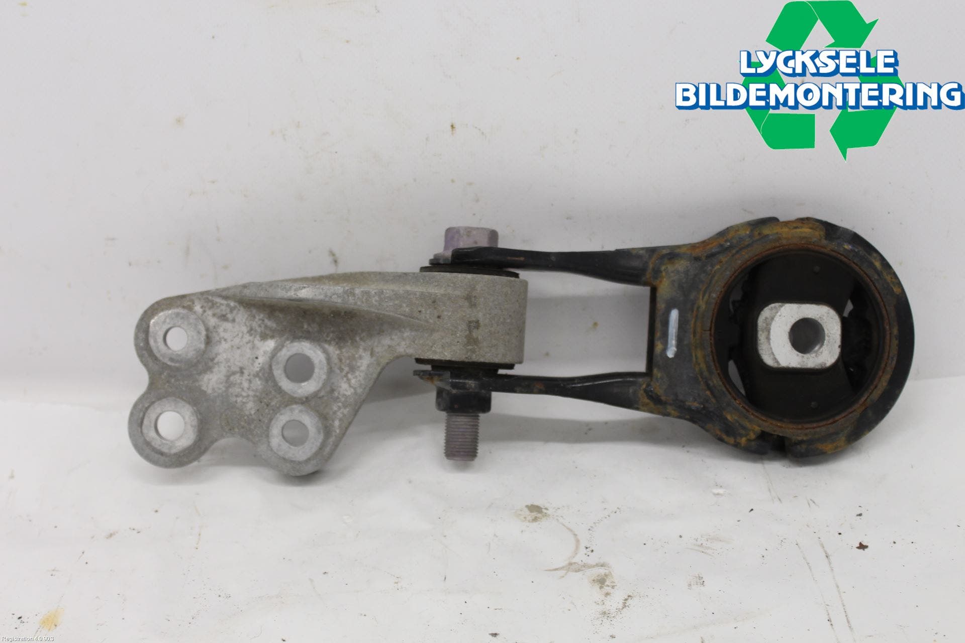 Toyota COROLLA 19- Motorfäste