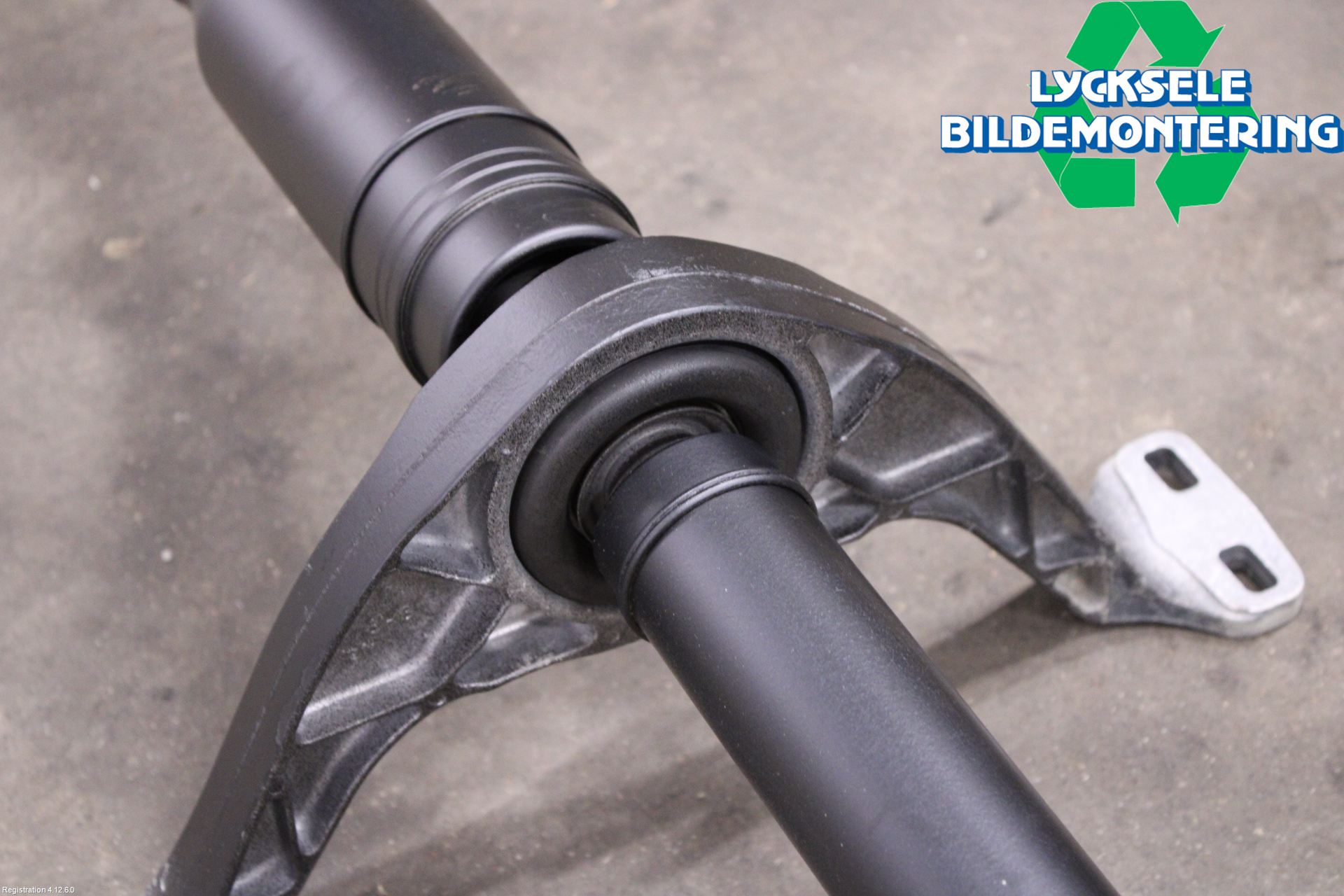 Volkswagen VW T-ROC 18- Mellanaxel Komp