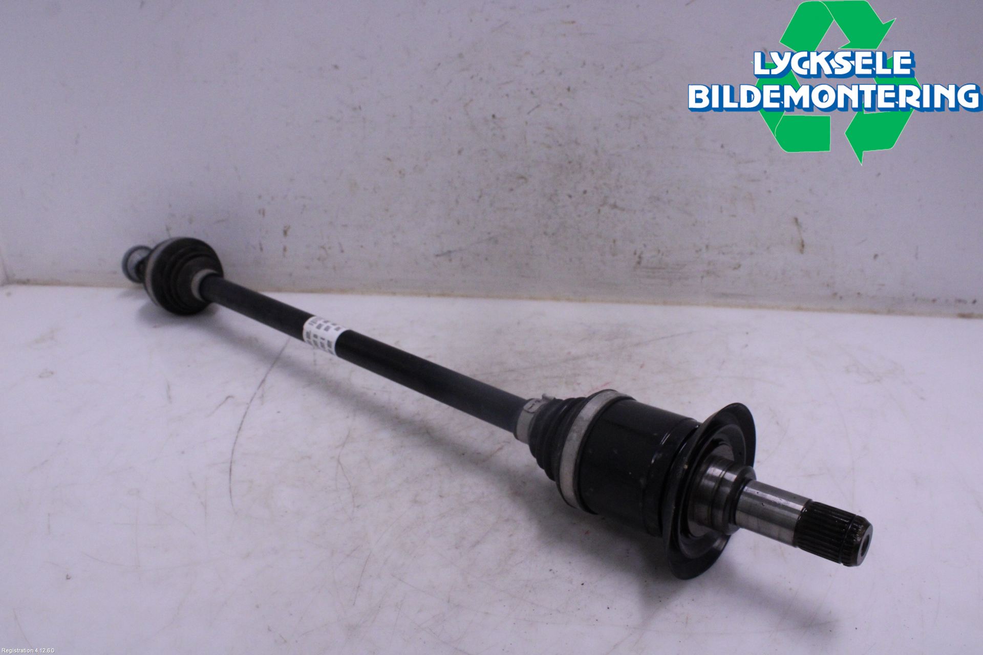 BMW 3 G20/G21/G80/G81 19- Drivaxel Bak Höger