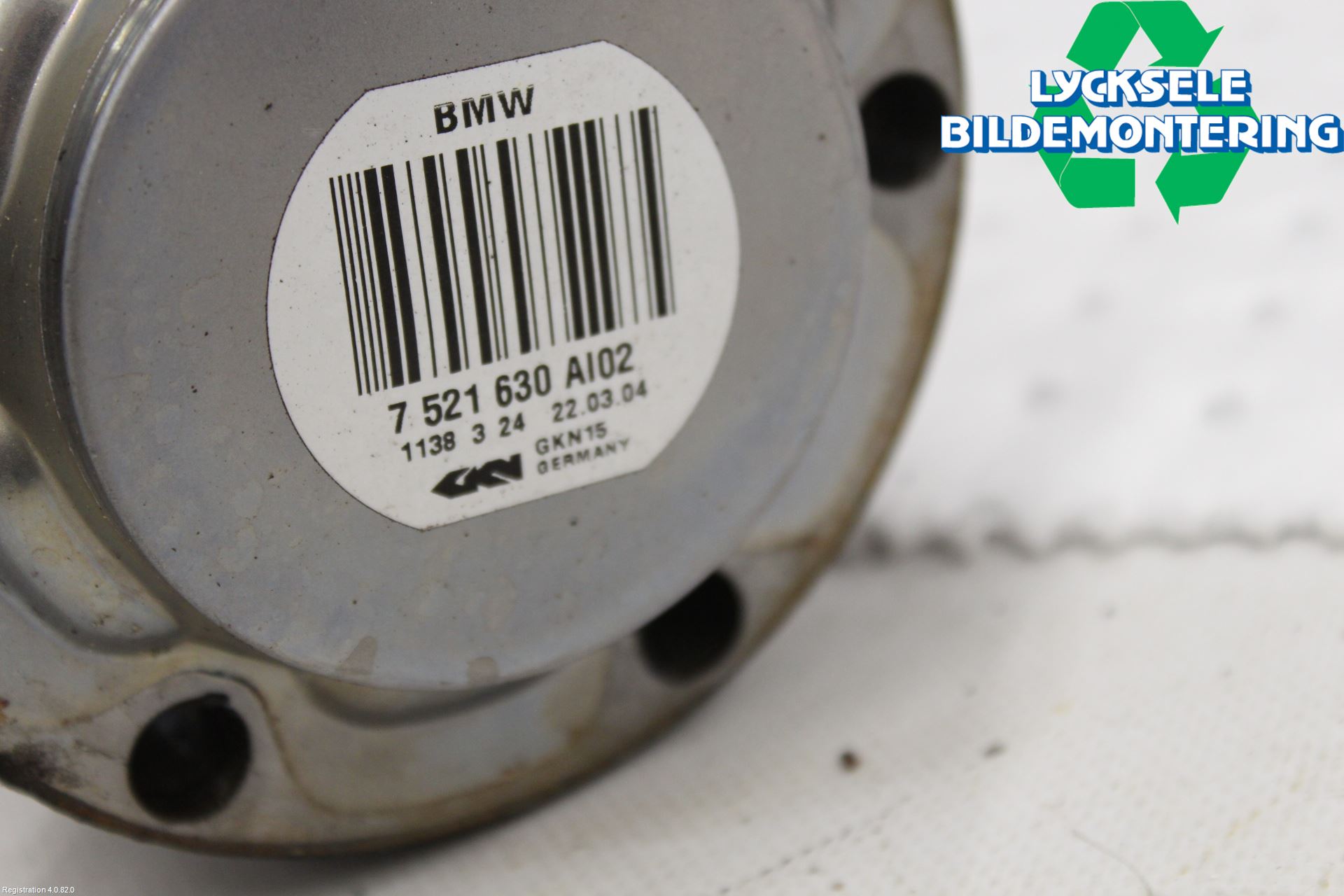 BMW 5 E60/61 Sed/Tou 02-10 Drivaxel Bak Vänster
