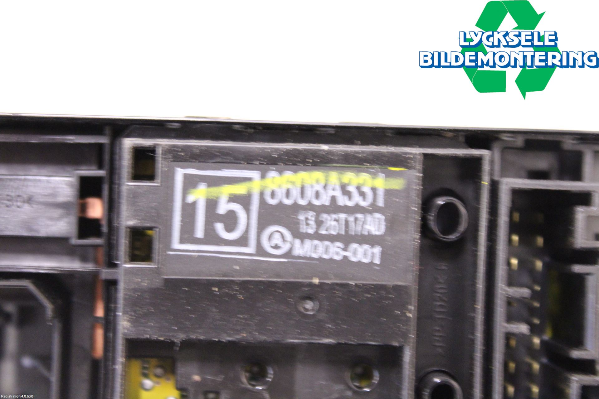 Mitsubishi SPACE STAR 13- Strömställare Elhiss