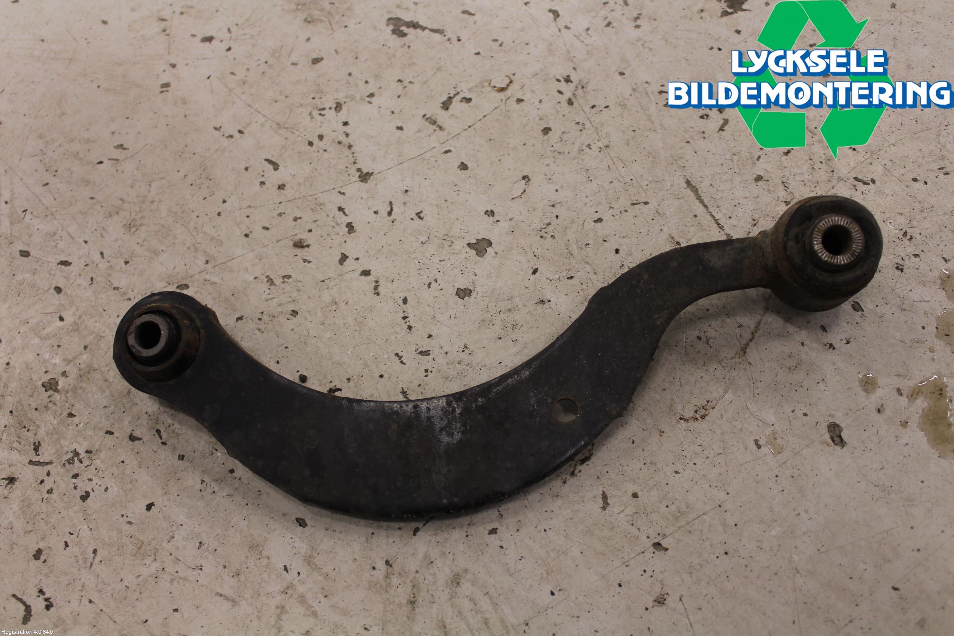 Toyota AURIS 13-19 Bärarm Bak Höger