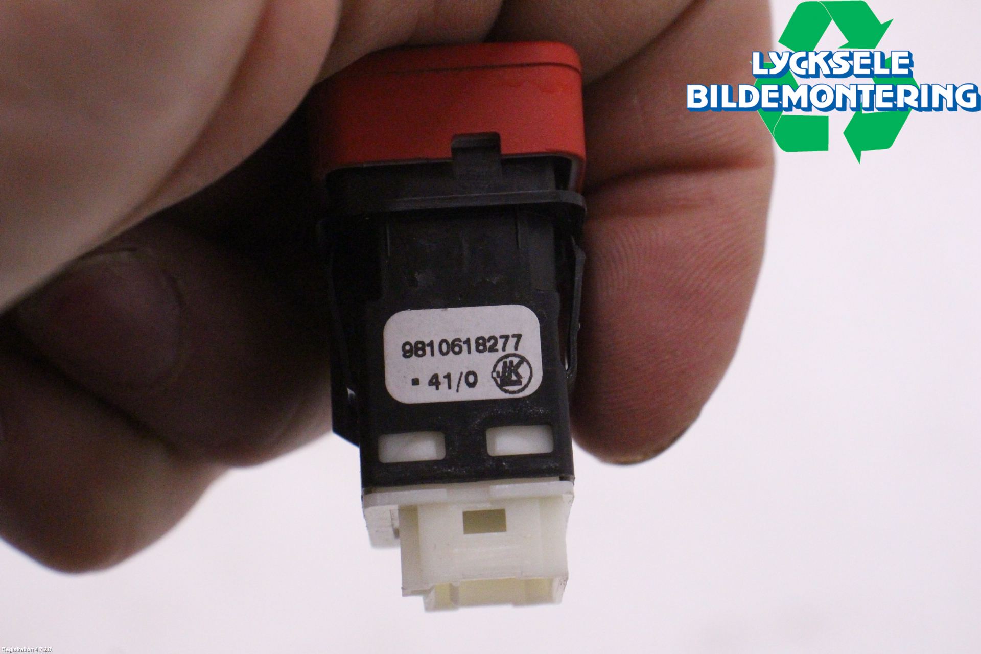 Peugeot 3008 17-24 Strömställare Baklucka