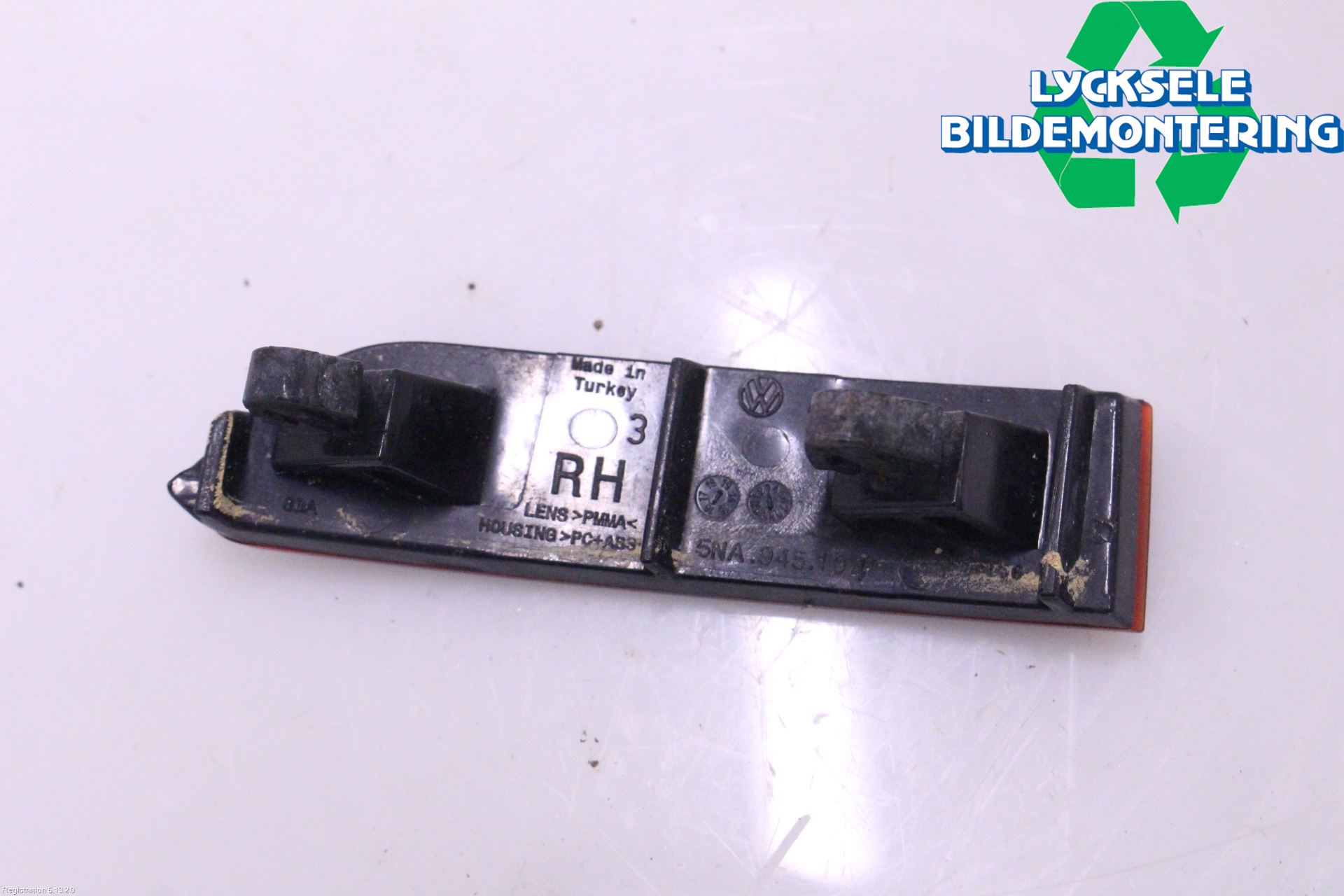 Volkswagen VW TIGUAN 16-24 Dimljus/Reflex Bak