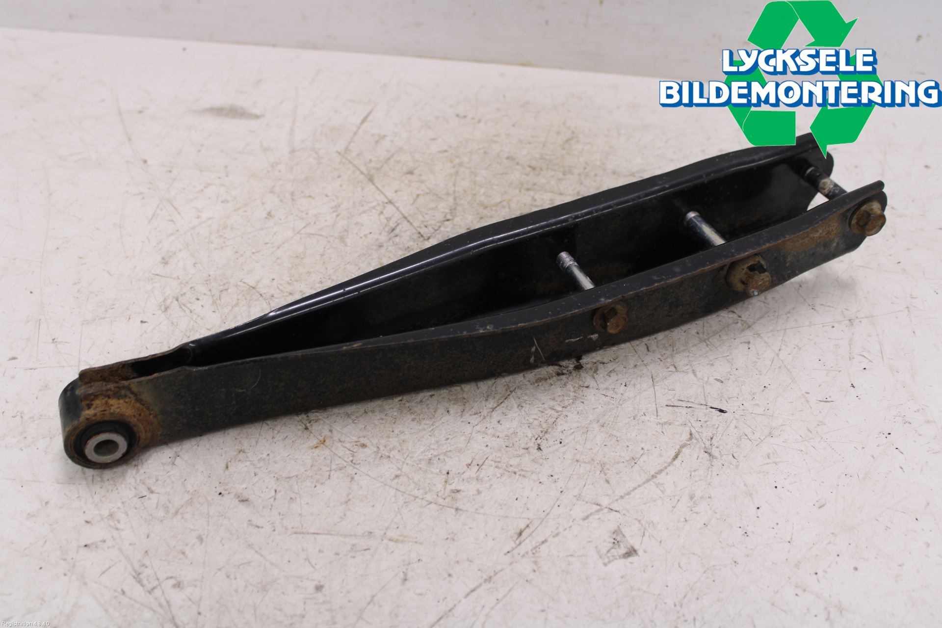 Subaru OUTBACK 21- Bärarm Bak Vänster