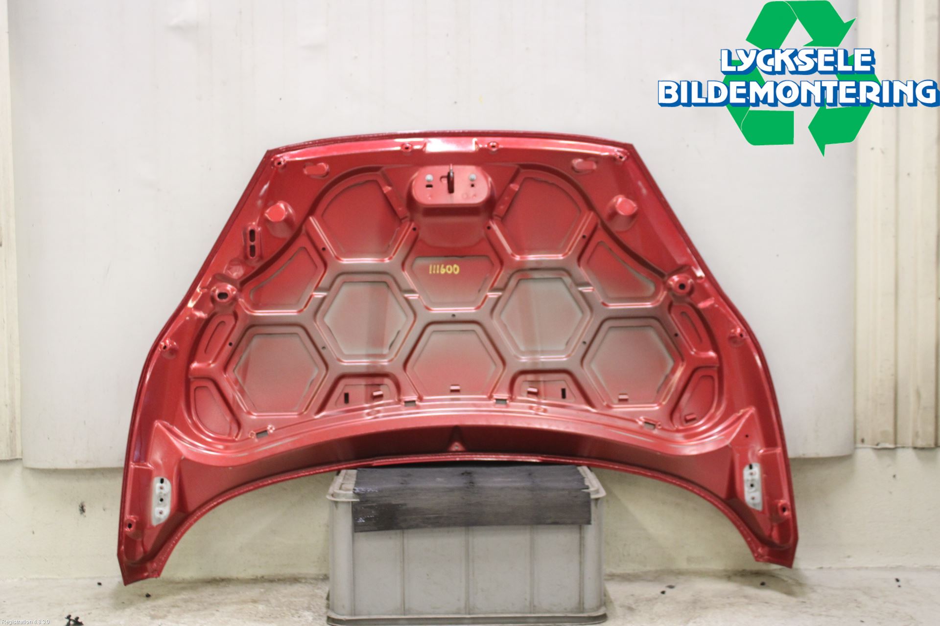 Ford FIESTA 13-17 Huv Fram