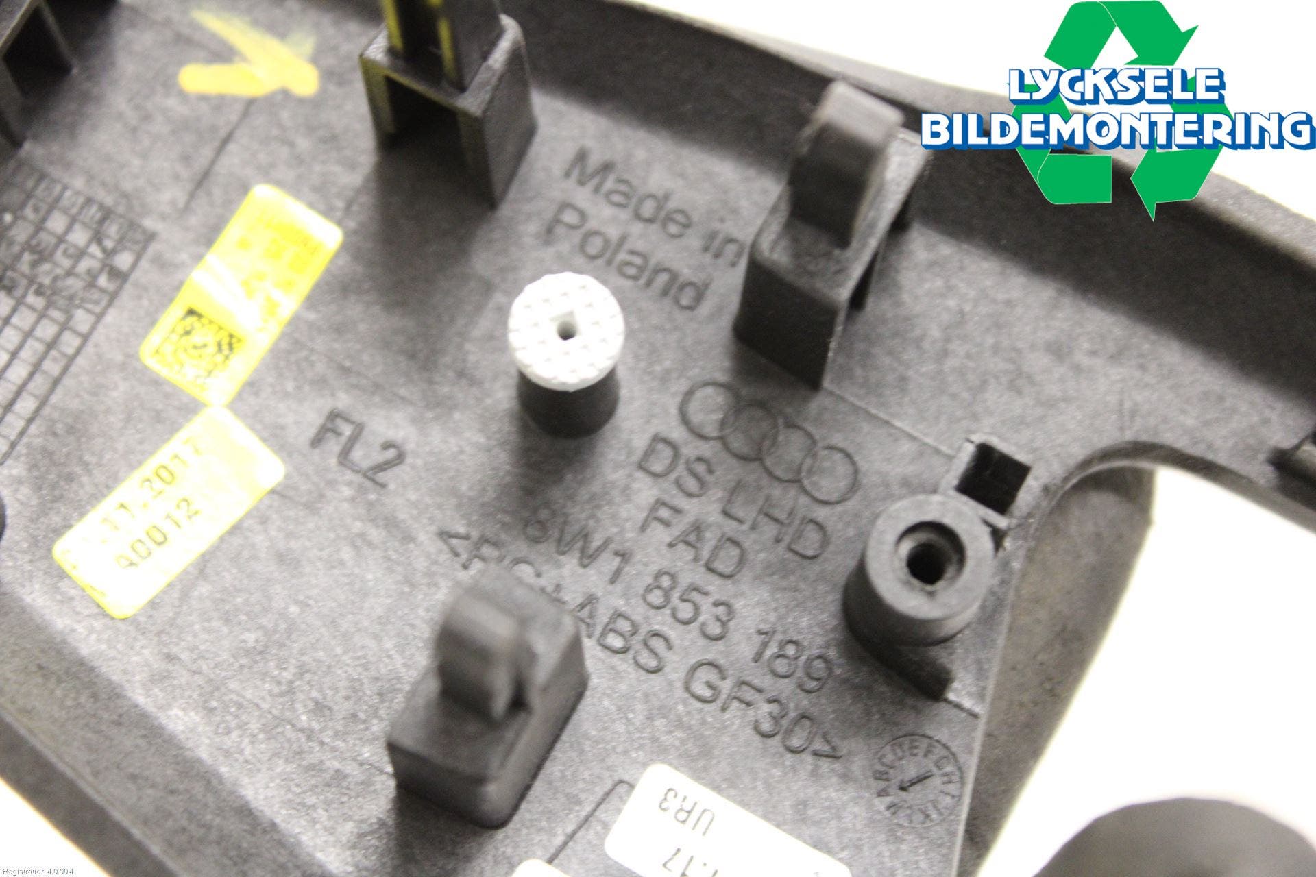 Audi A4/S4 B9 16-19 Instrumentbräda Inlägg-Dekorlist