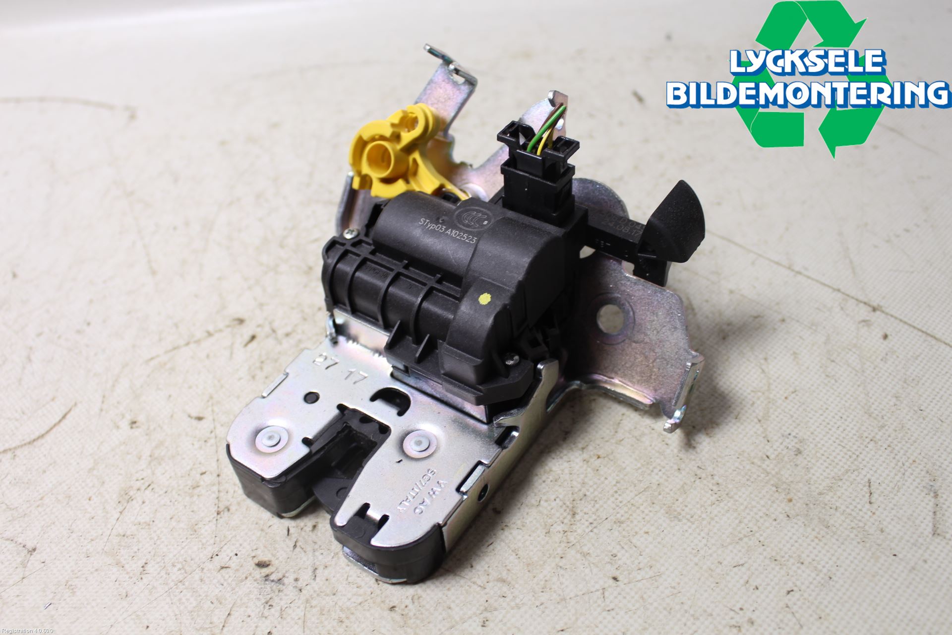 Audi A5 17- Låskista Baklucka