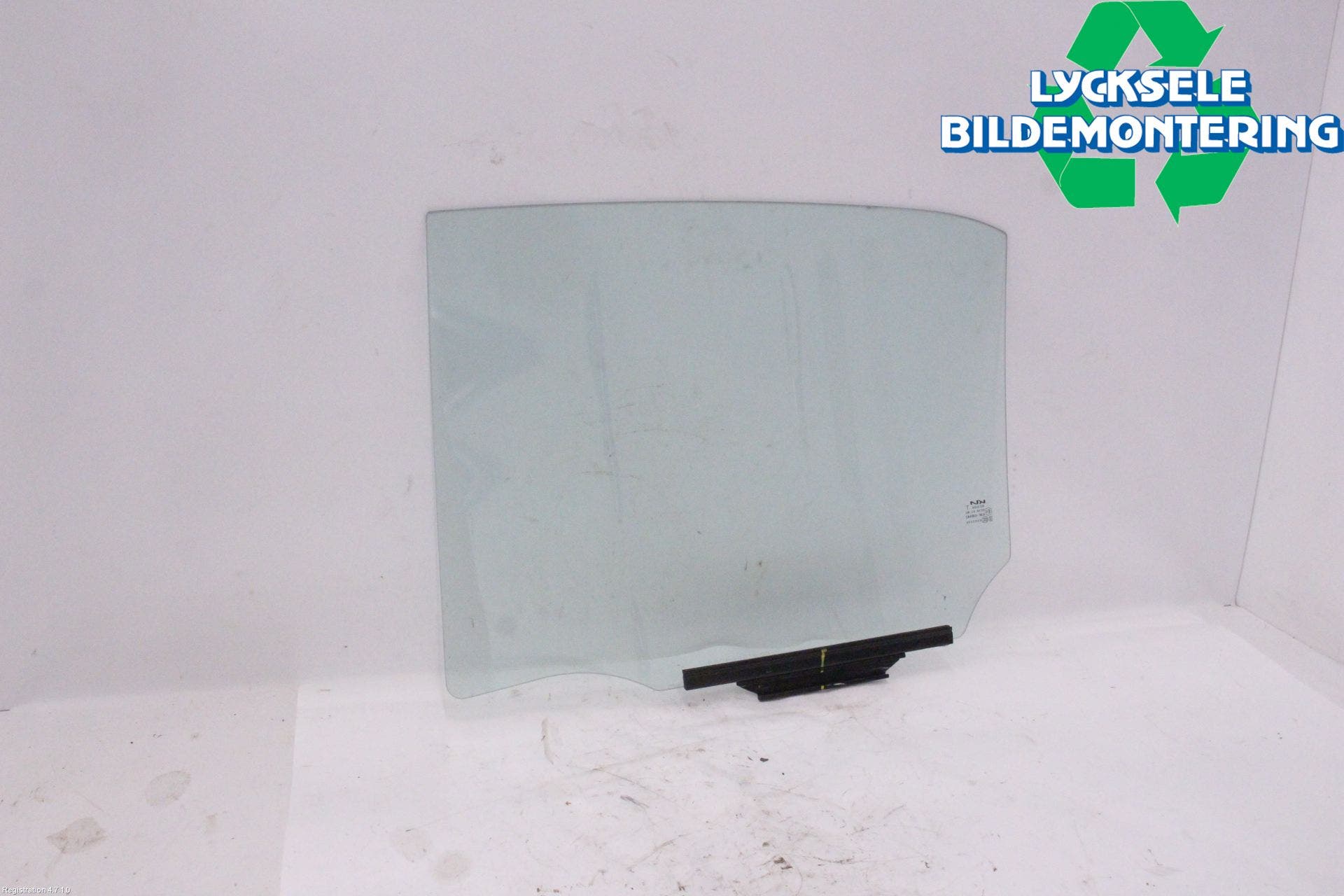 Kia PICANTO 17- Dörruta Bak Höger