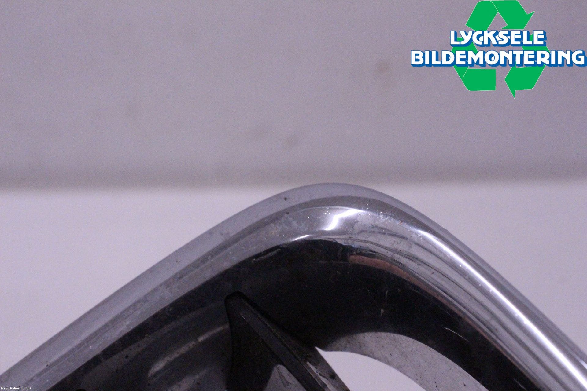 BMW X1 E84 10-15 Grilldel Höger