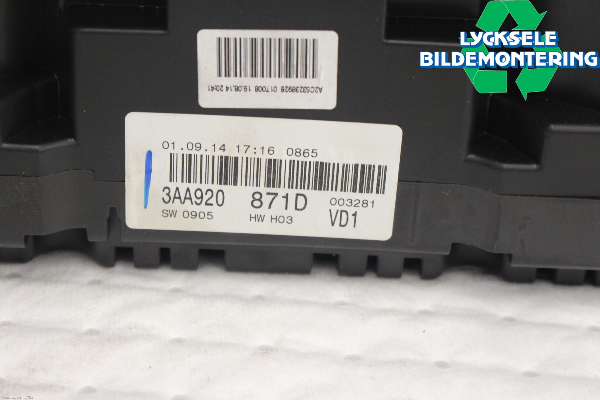 Volkswagen VW PASSAT 15-19 Instrument Komb