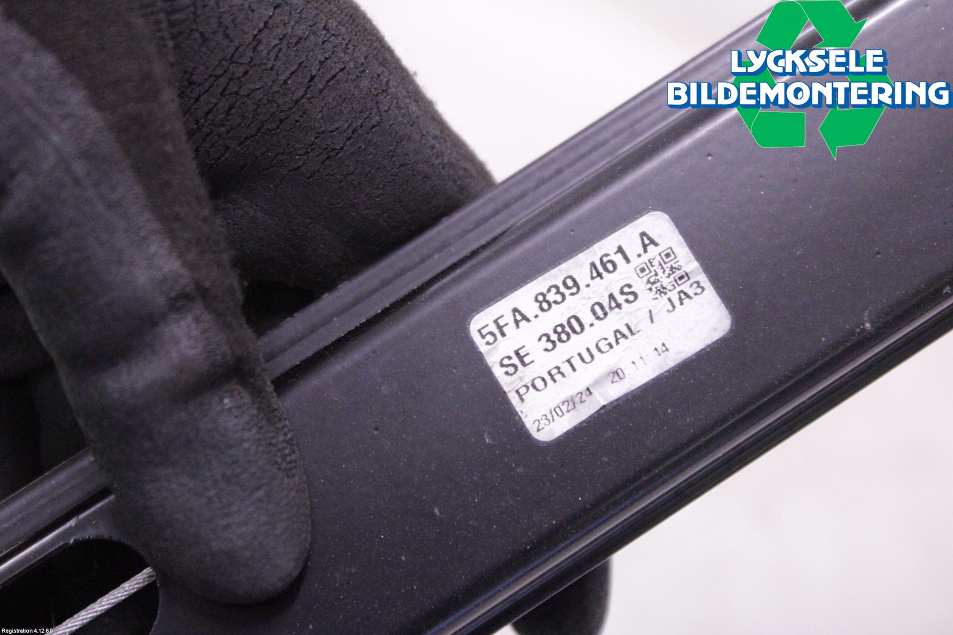 Cupra FORMENTOR 21- Fönsterhissmekanism