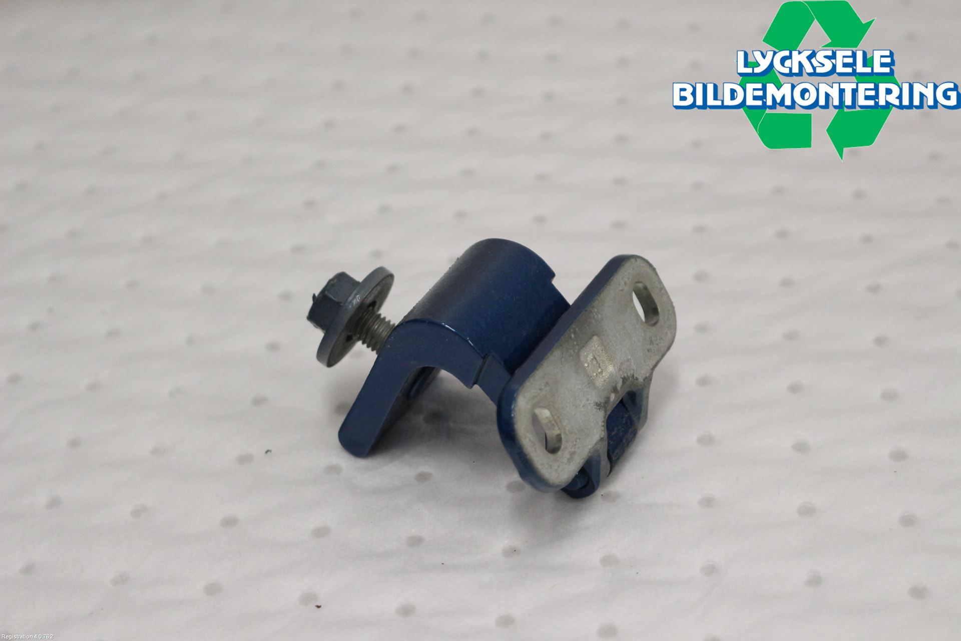 Audi A3/S3 8Y 21- Bakluckegångjärn Vä